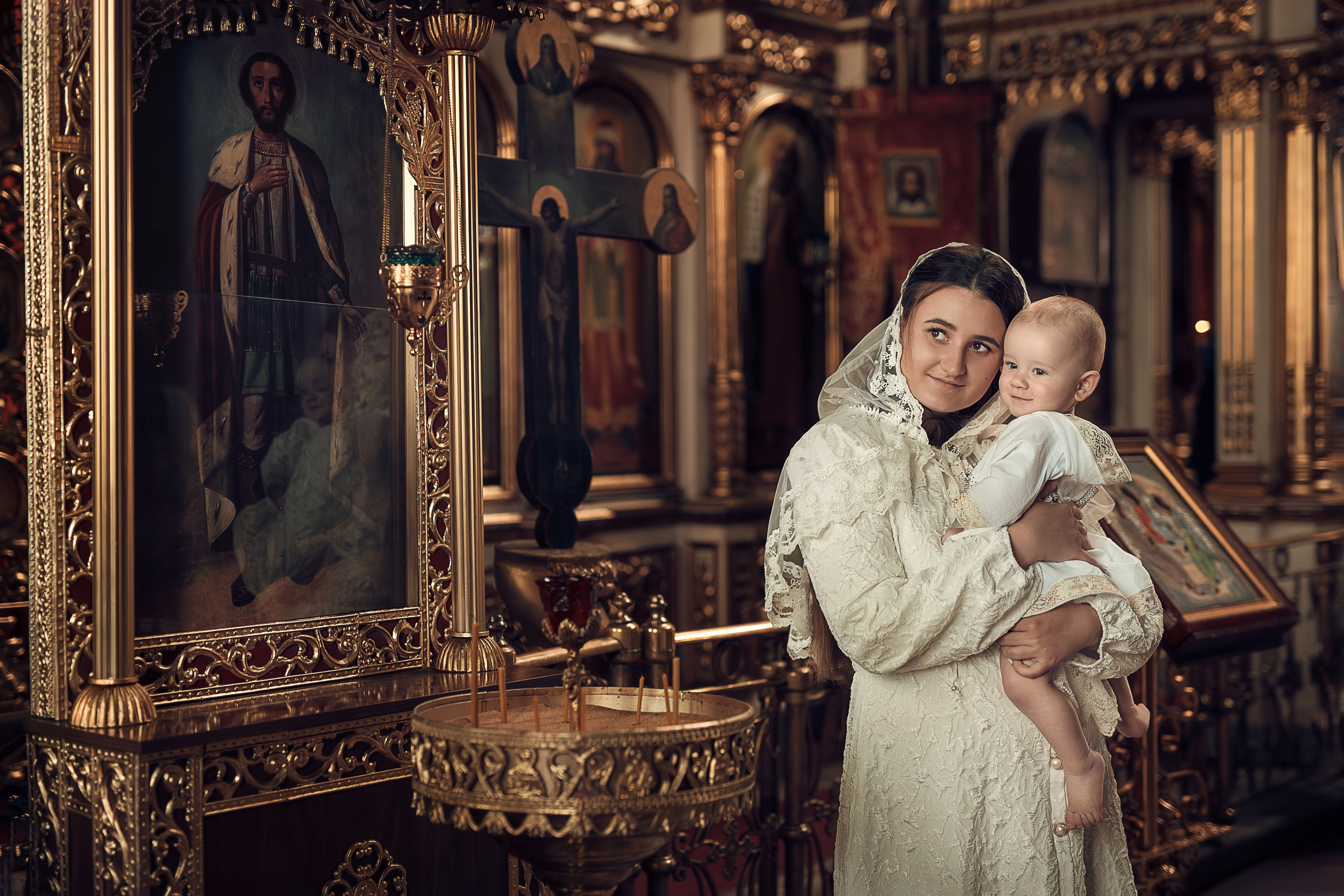 Фотосъемка крещения младенца в Москве