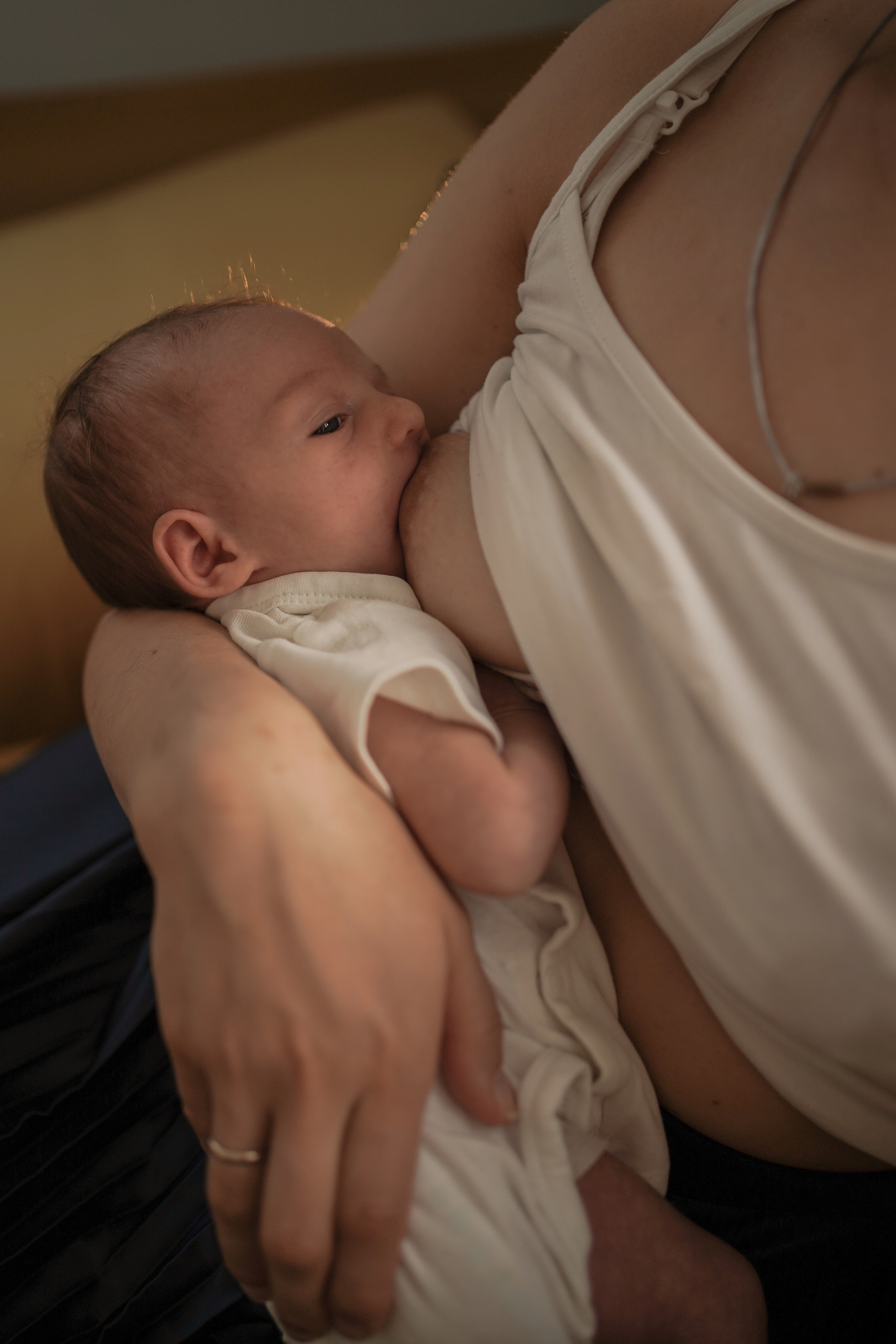 Юля, Сеня, Соня. Фотограф грудного вскармливания в Москве Екатерина