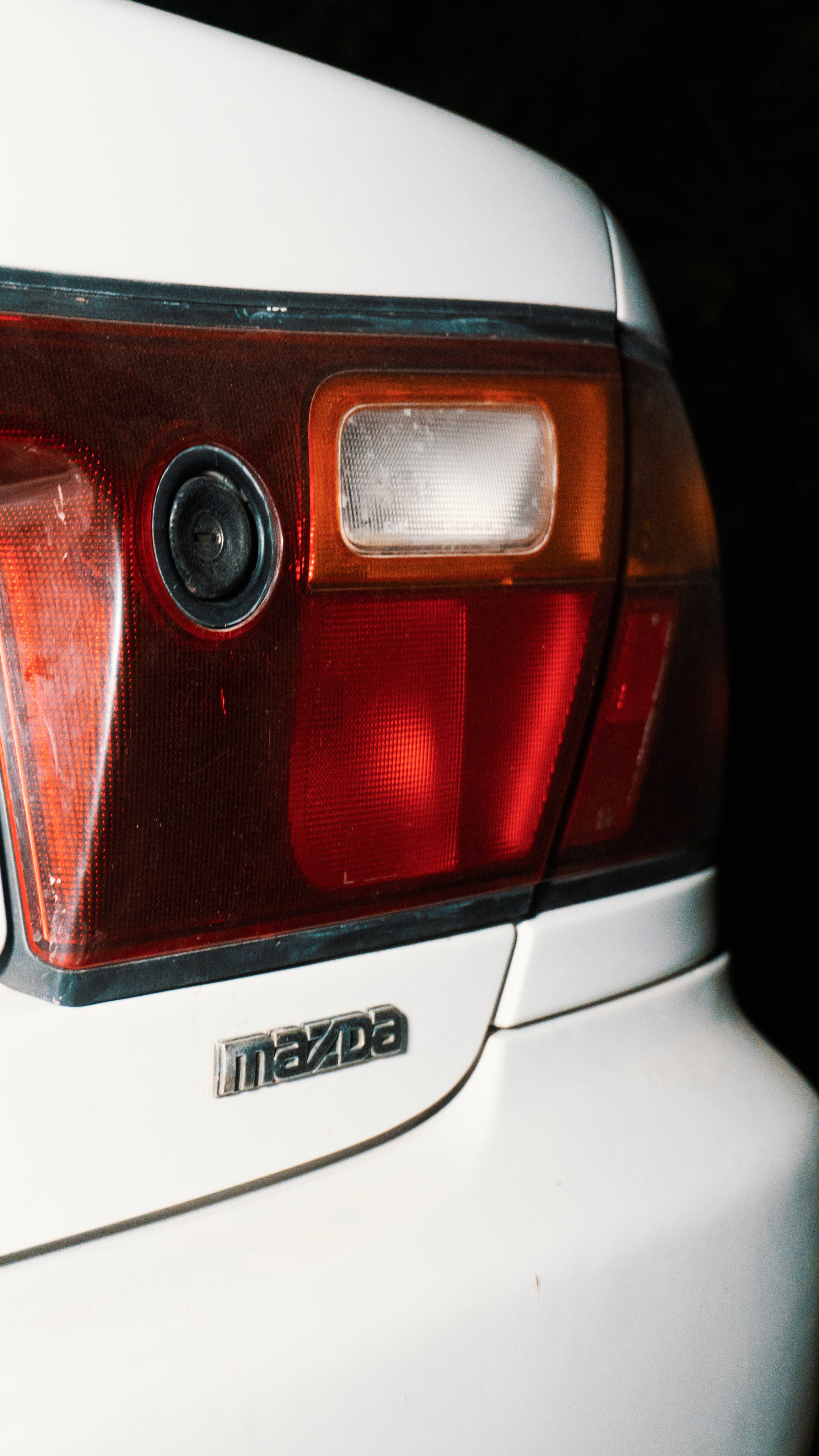 Mazda 323. Фотограф|Видеограф Александр Белов