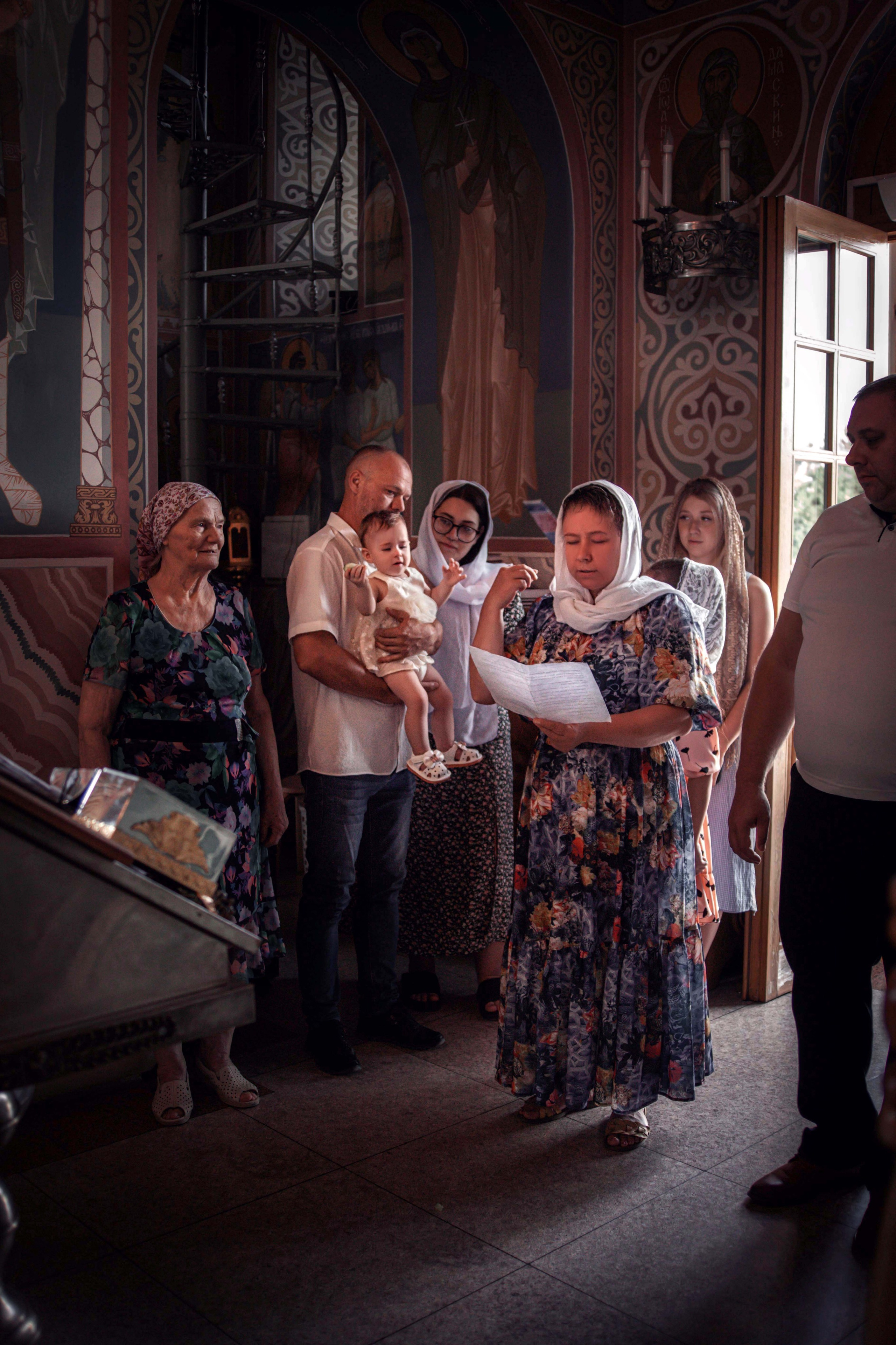 Крещение Василисы. Семейный и детский фотограф в Москве Ольга Кривенцова