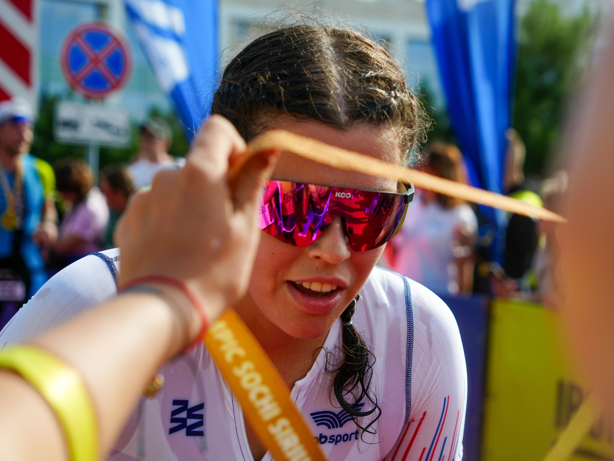 Фотоотчет партнерской интеграции для компании TELE2 на фестивале Ironstar. Репортажный фотограф в Красной Поляне и Сочи Павлюченко Екатерина