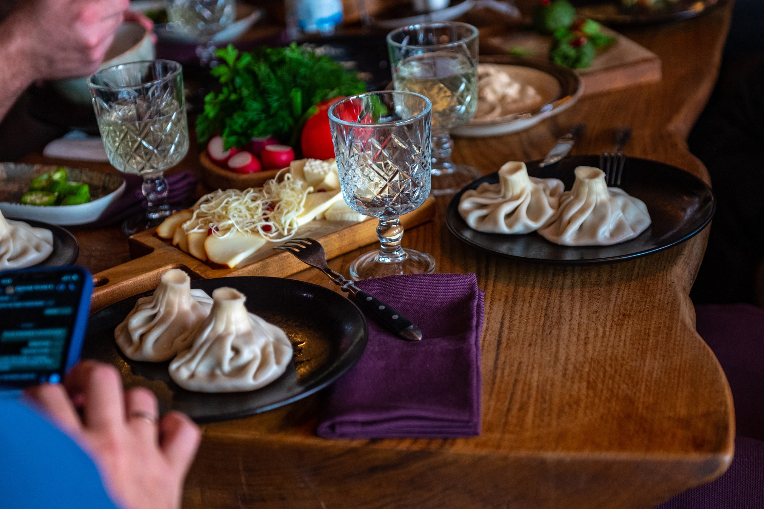 Mice мероприятие — прогулка на водопад Поликаря на курорте Красная Поляна. Репортажный фотограф в Красной Поляне и Сочи Павлюченко Екатерина