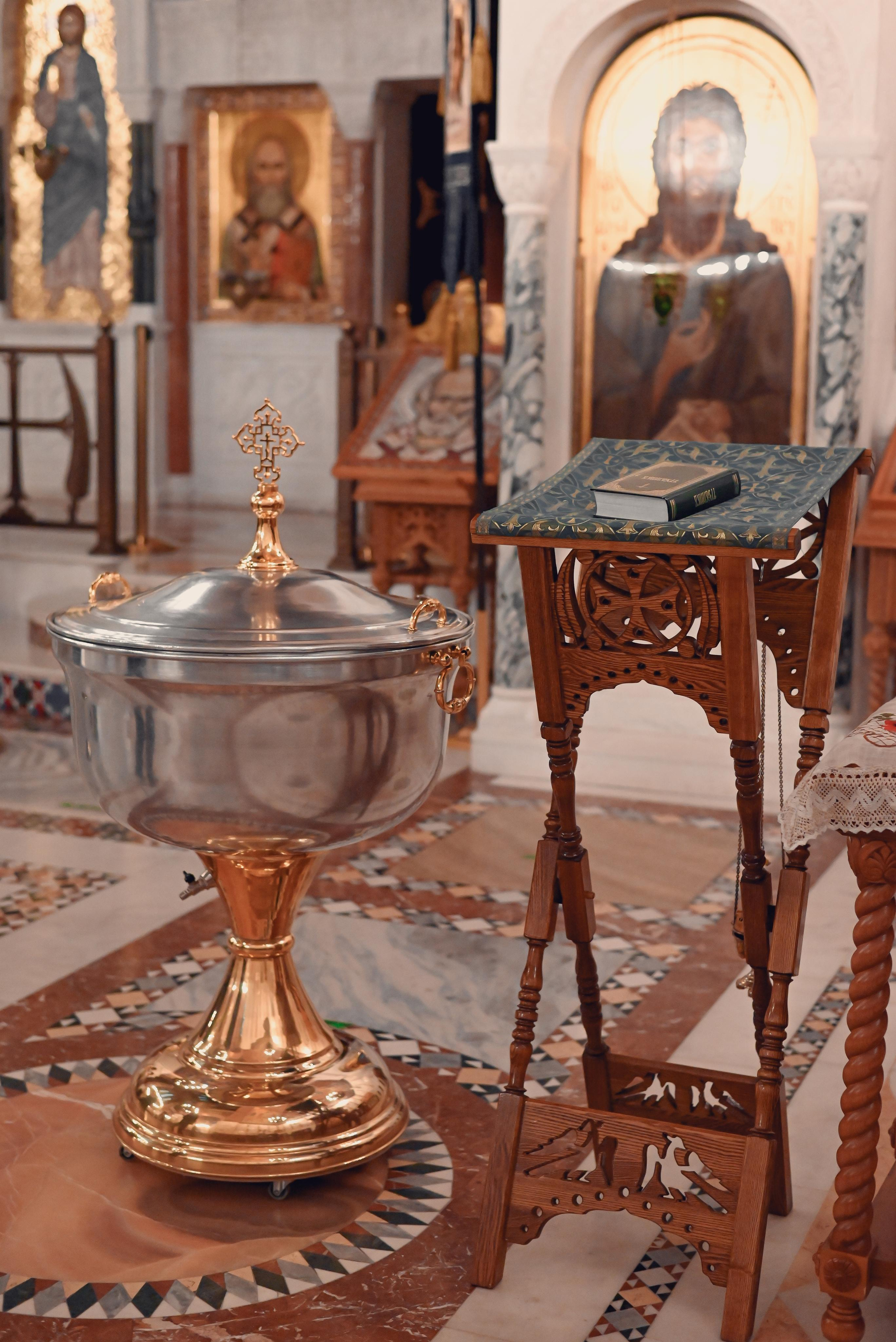 Крещение Дмитрия. Фотограф на Крещение. Семейный фотограф. Москва