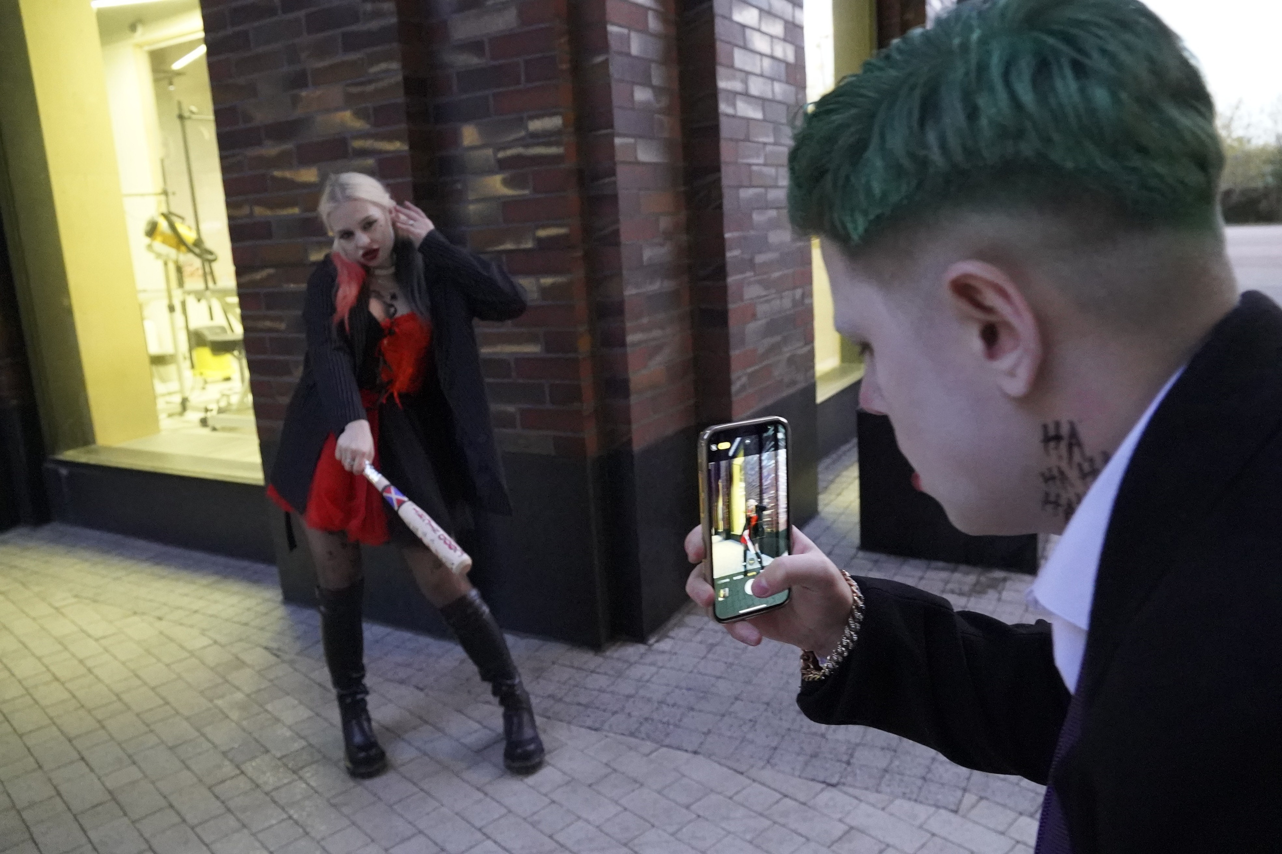 Харли и Джокер. Фотограф и видеограф Елена Суетенкова, Создание ярких воспоминаний о важных событиях. Москва, Россия, Мир