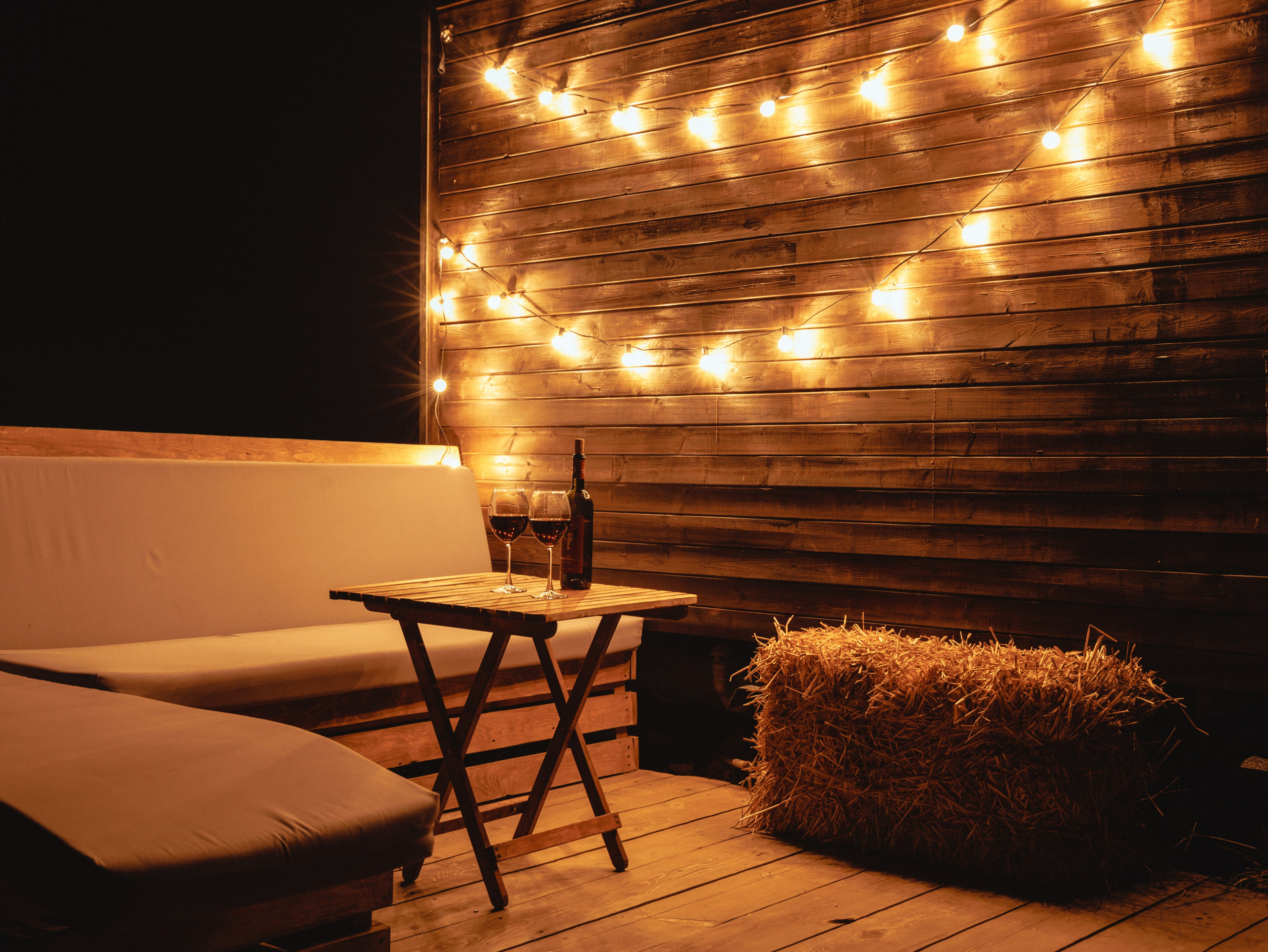 Domik в саду. Артем Корнев Фотограф