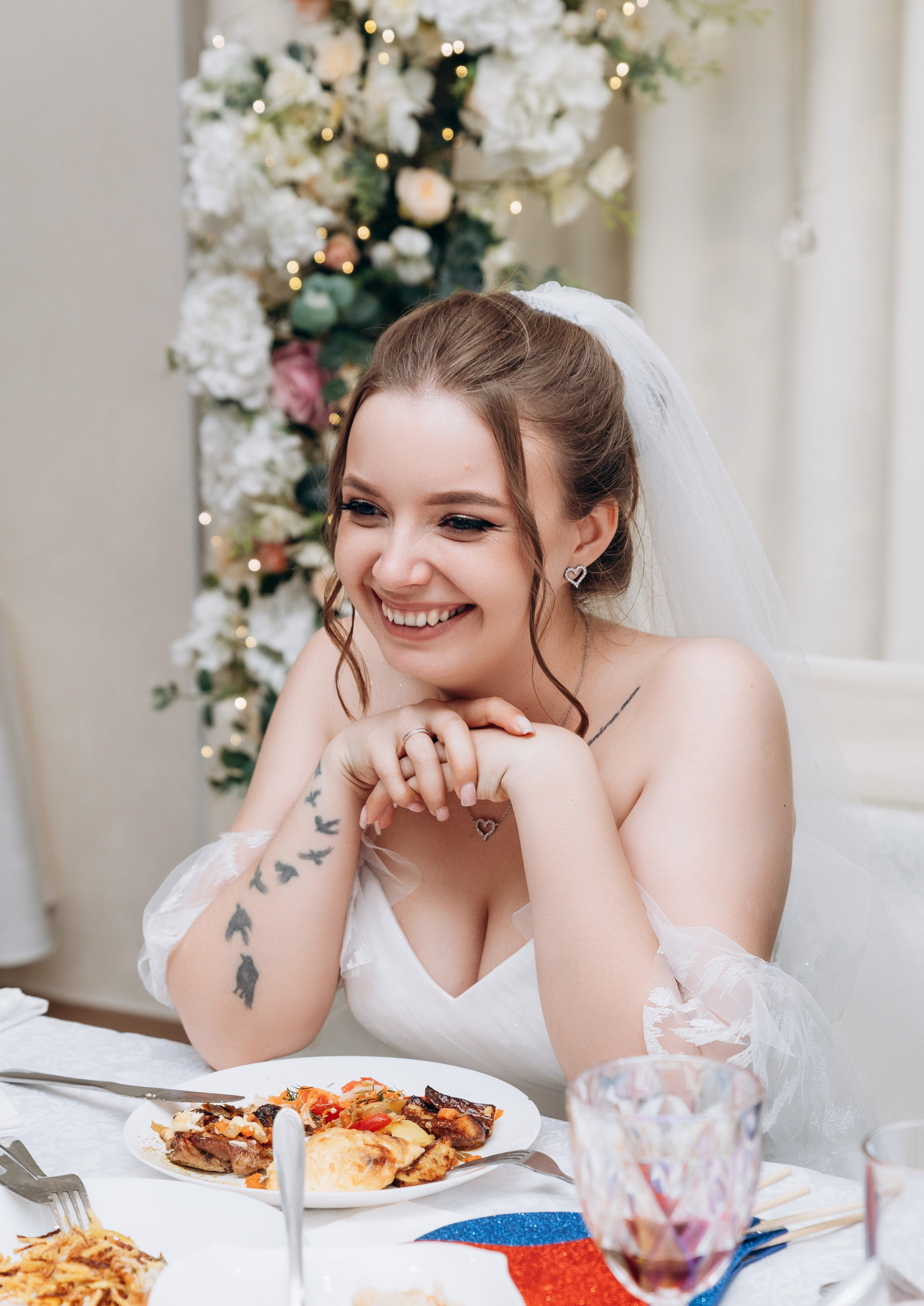 Прогулка, регистрация, банкет. Фотограф в Новосибирске