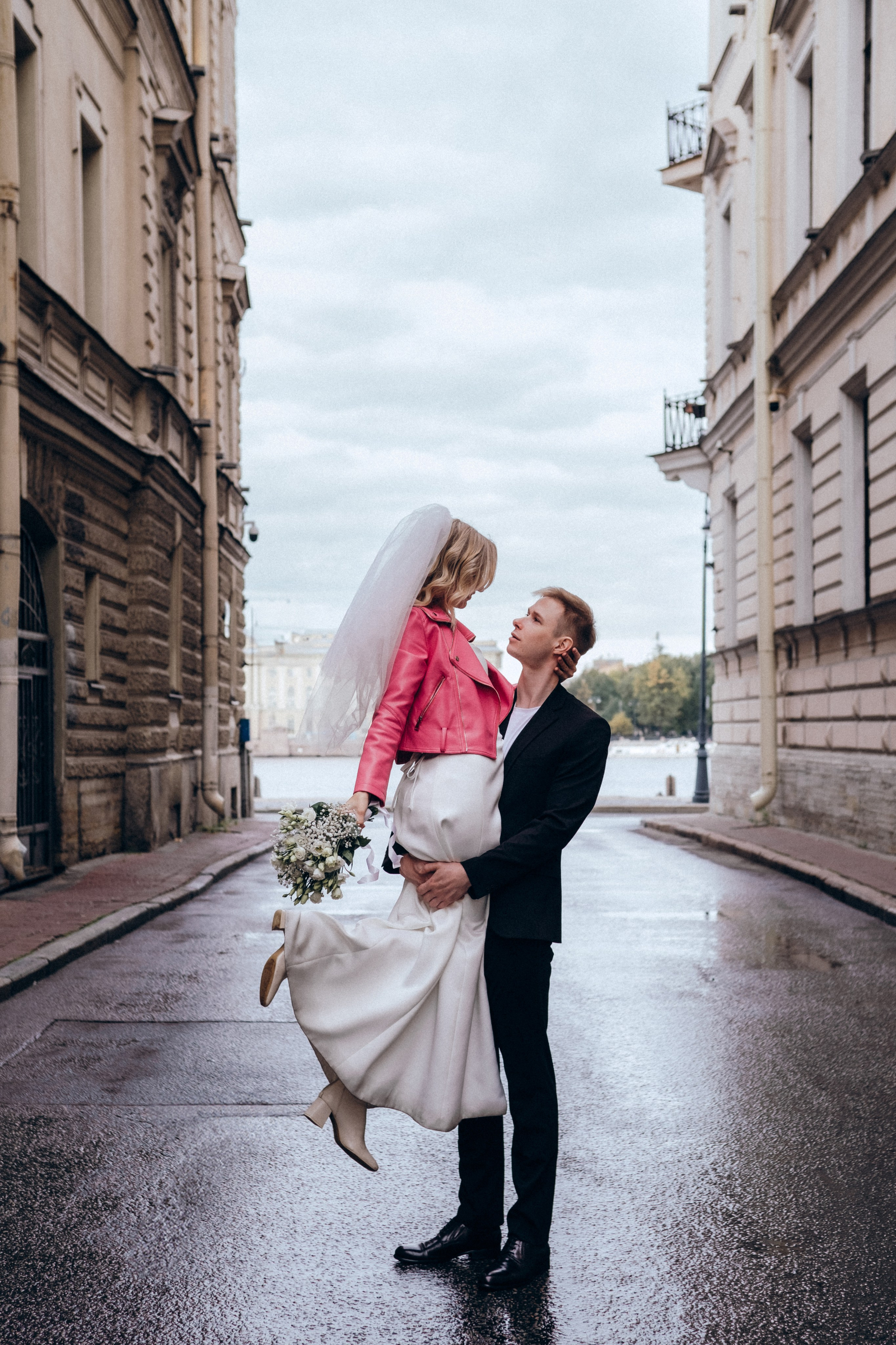 Дворец Бракосочетания № 1(дневная) +прогулка. Фотограф в Санкт-Петербурге Кристина Брянская