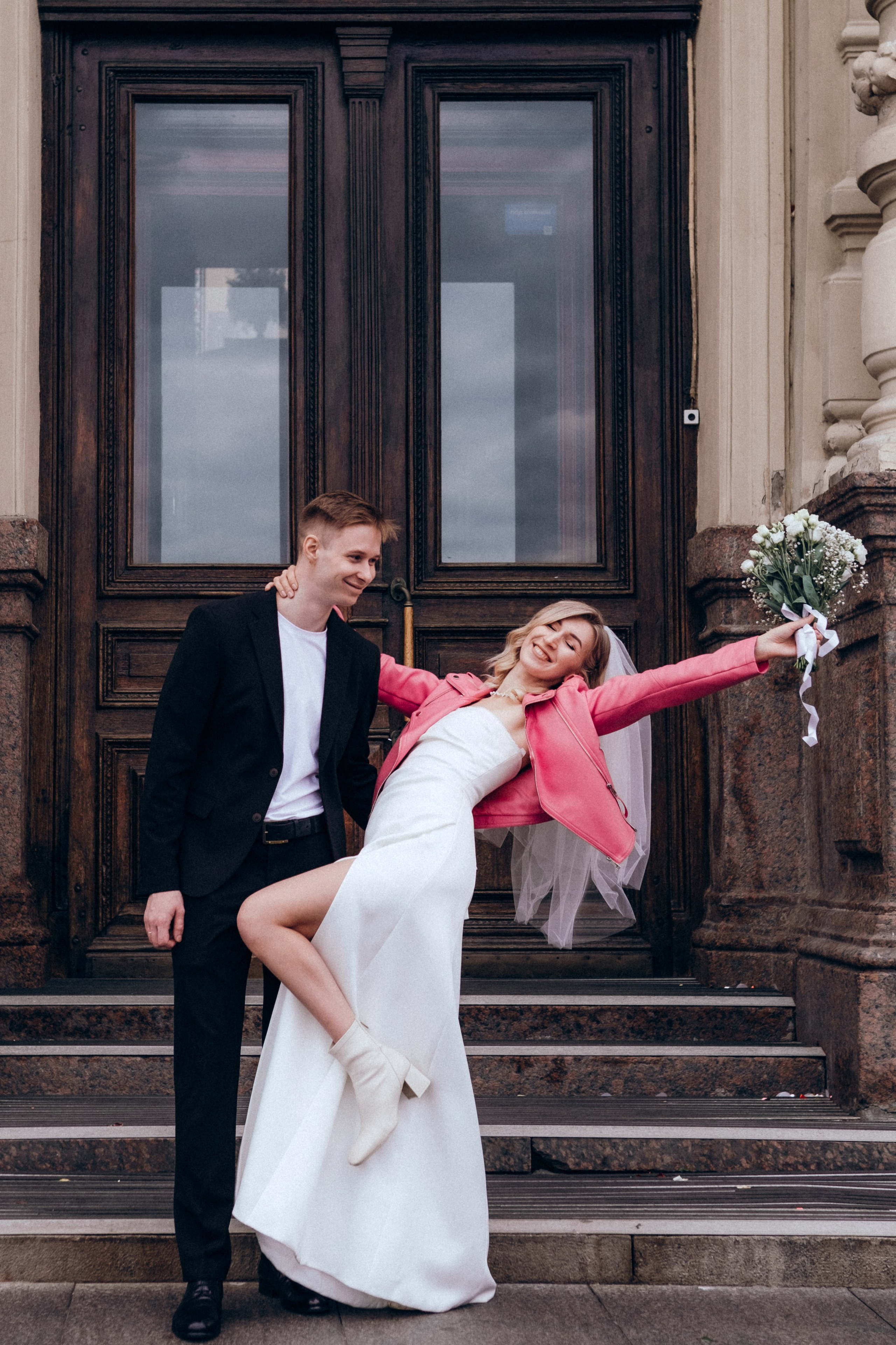 Дворец Бракосочетания № 1(дневная) +прогулка. Фотограф в Санкт-Петербурге Кристина Брянская