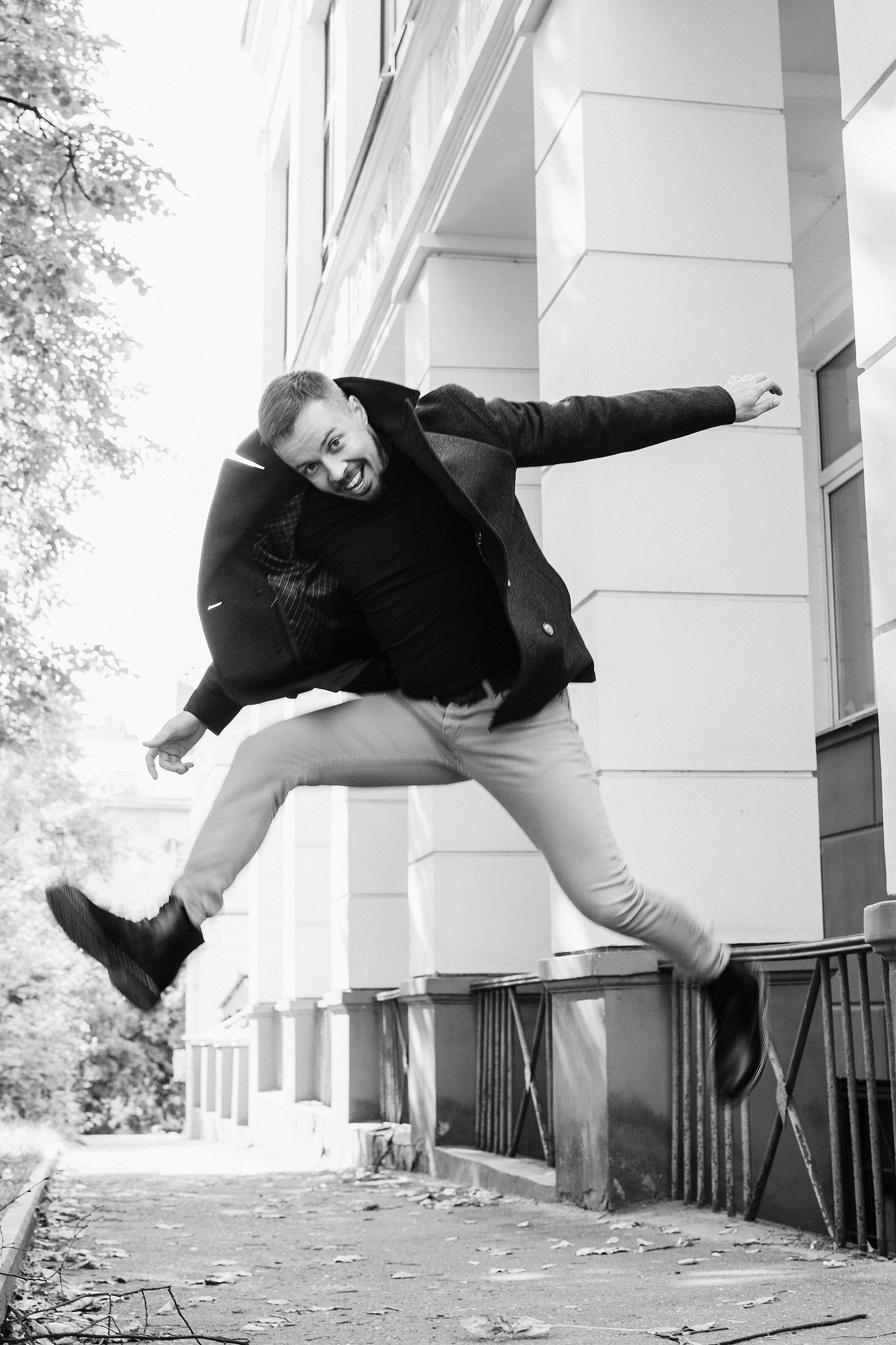 Мужская фотосессия в студии и на улице, подберем образ. Фотограф Алла Быкова