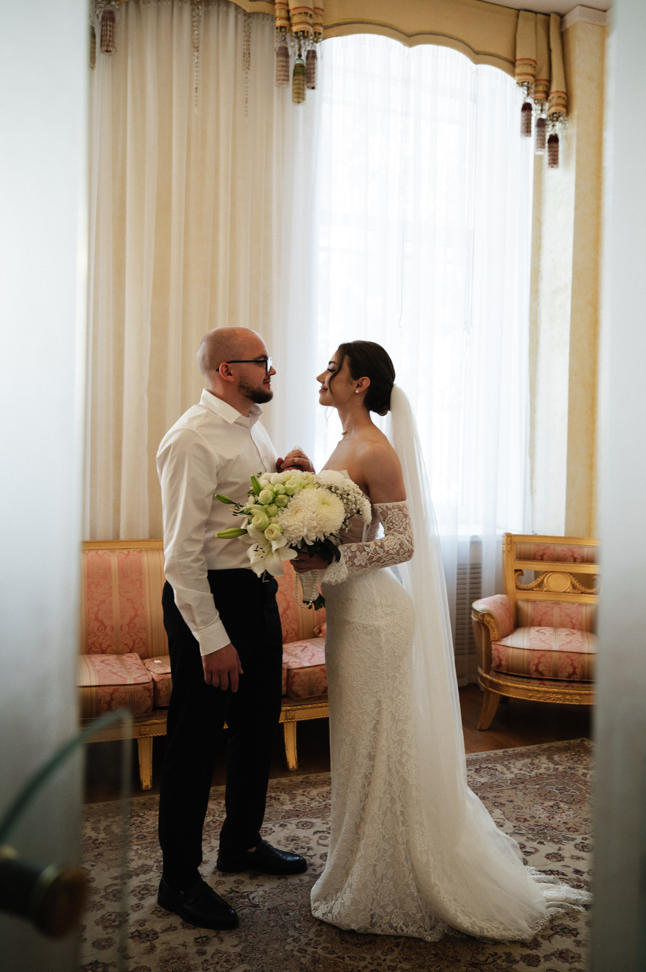 D&L ЗАГС + прогула. Фотограф Ярута Оксана / Ростов-на-Дону