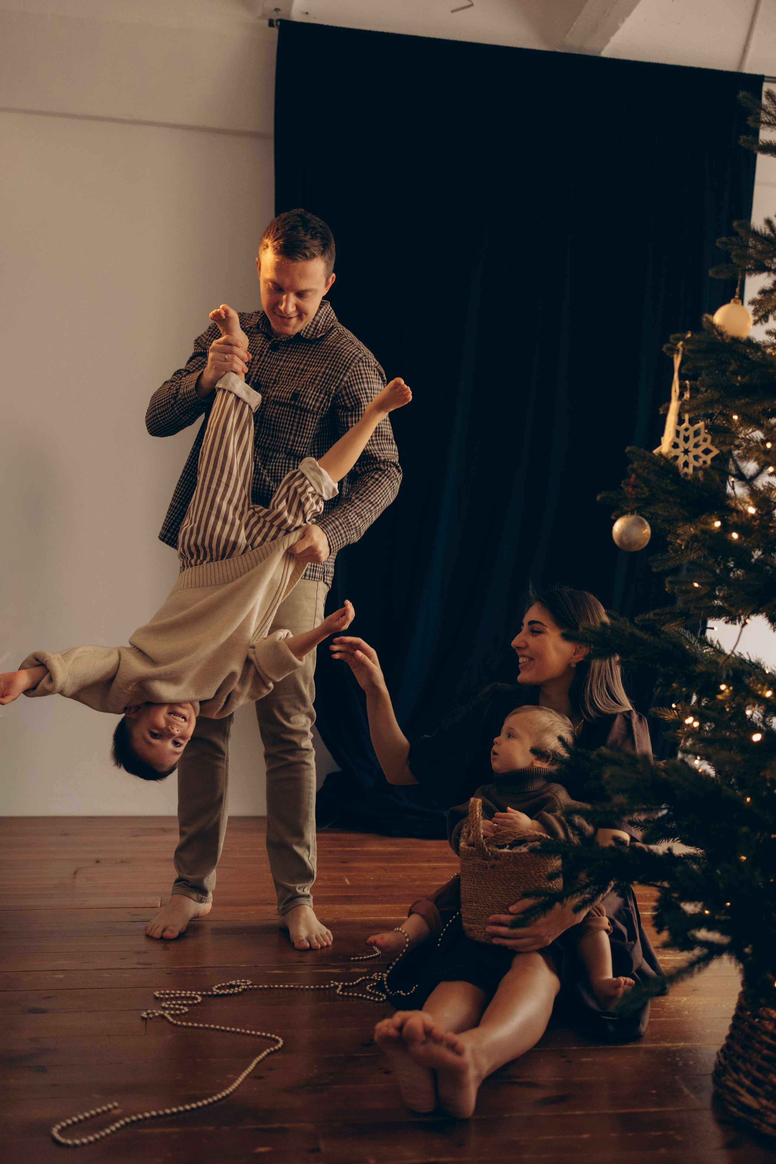 Семейный новый год. Семейный фотограф Москва Наталия Осьмакова