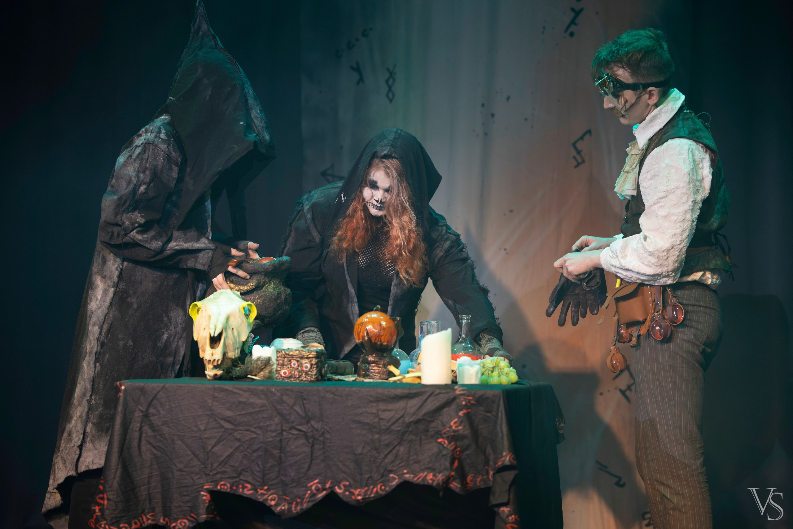 Книга стихий 25.01. Фотограф Виктор Степанов