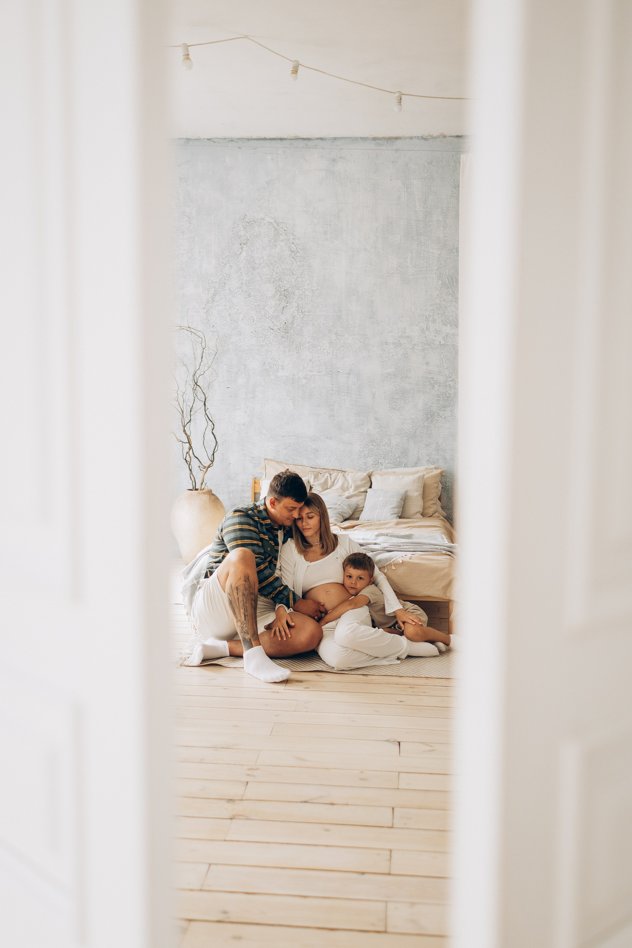 Семейная фотосессия в студии. Семейная съемка — это красивый способ признаться своей семье в любви