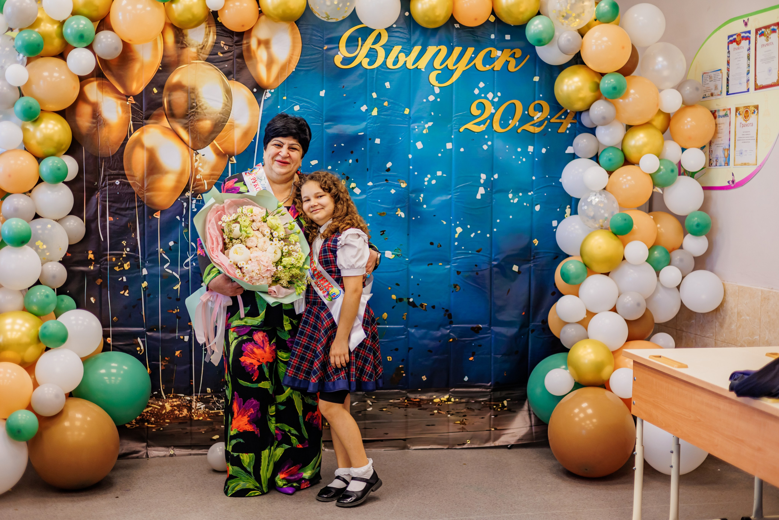 Выпуск 4а 25школа'24 год. Свадебный и семейный фотограф в Армавире