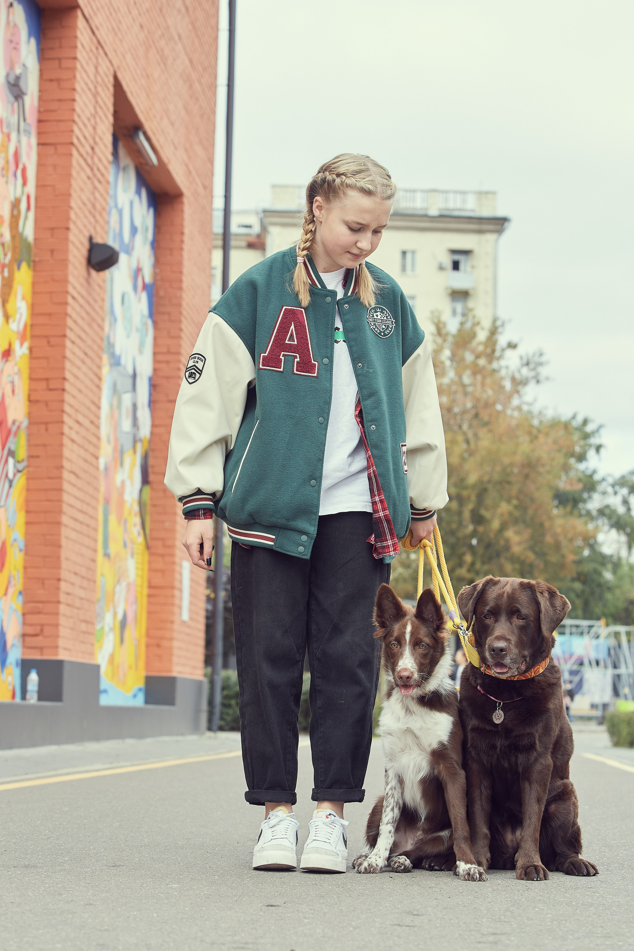 Портретная фотосессия Софы и питомцев. Екатерина Осипова — профессиональный фотограф в Москве