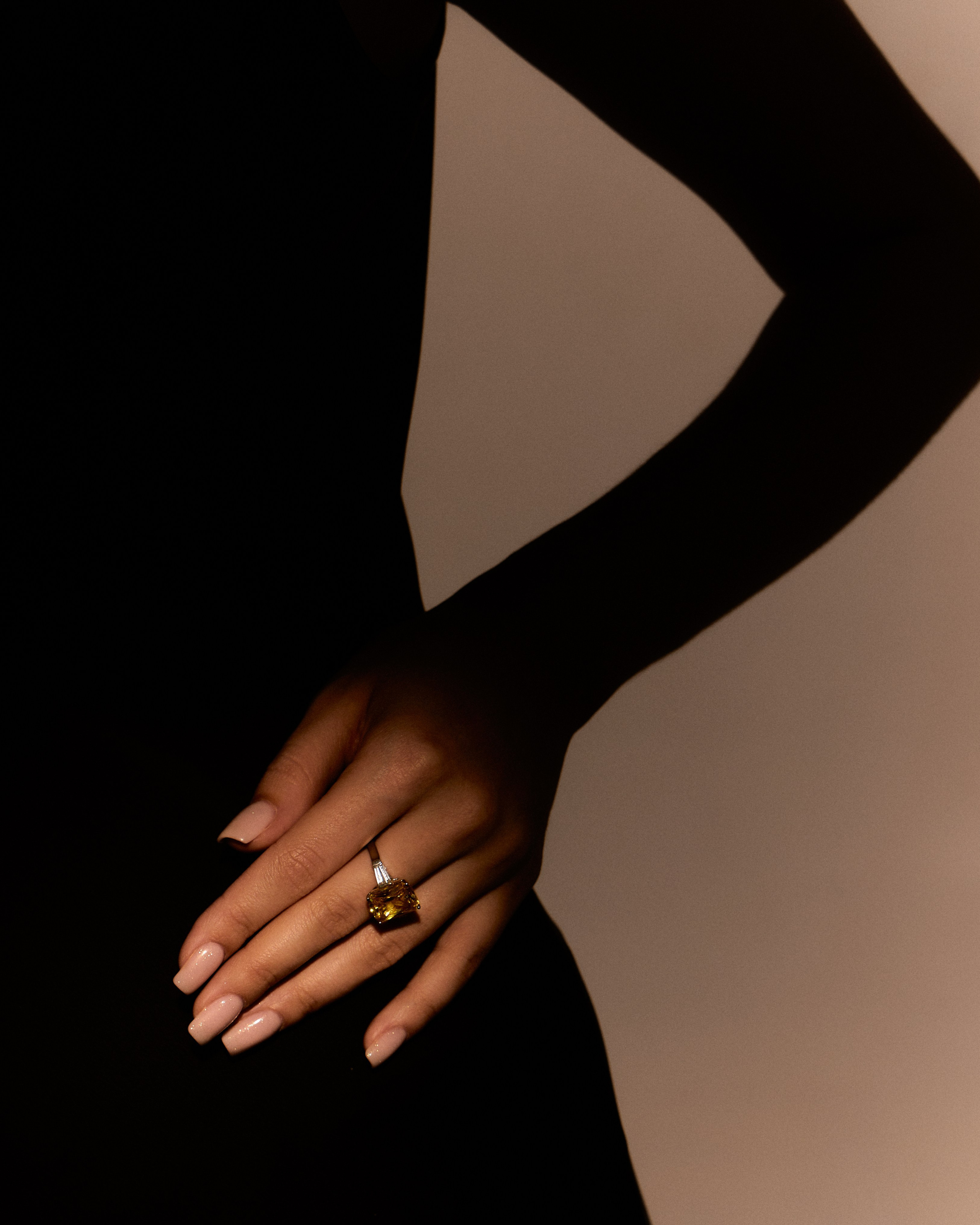 Съёмка для брендов одежды и маркетплейсов в Санкт-Петербурге