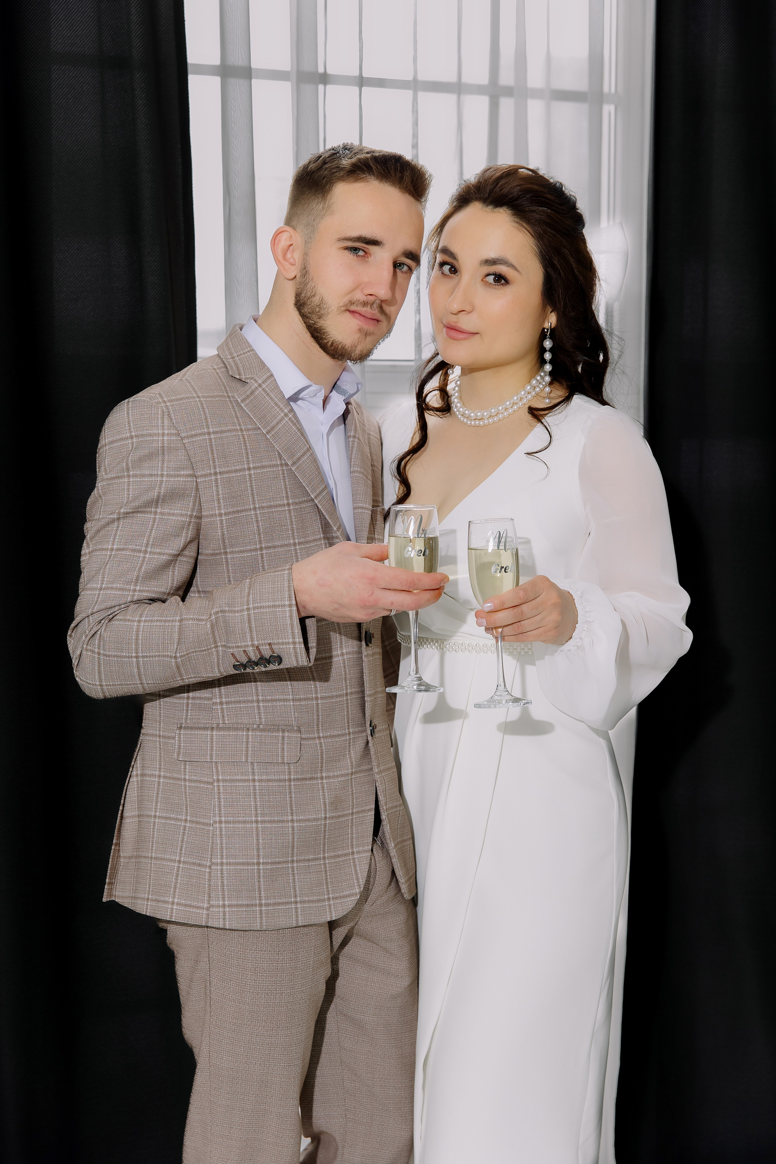 Центральный Загс Павел & Маргарита. Свадебный фотограф в Новосибирске Лидия Александровна