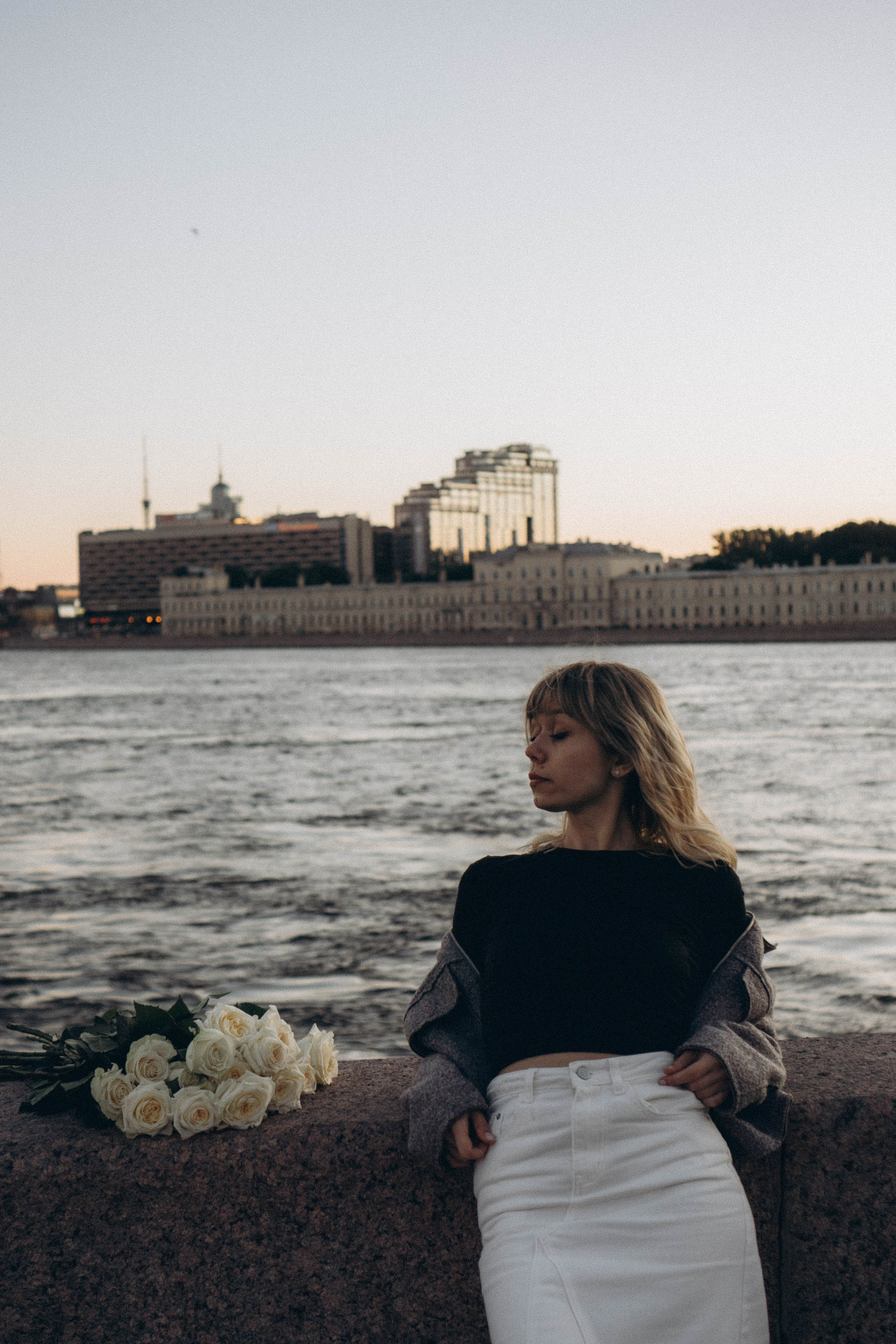 ПРОГУЛКА ПО ГОРОДУ В БЕЛЫЕ НОЧИ (другой вариант). Профессиональный фотограф, Санкт-Петербург — Виктория Богомолова