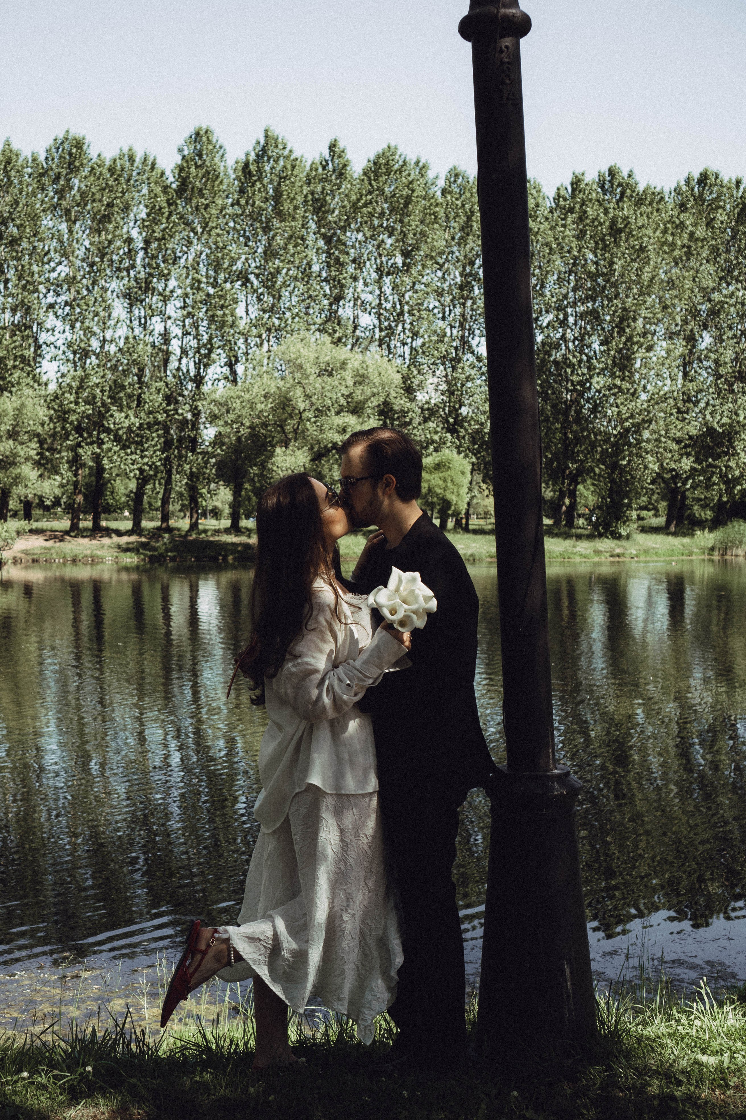 СВАДЕБНАЯ СЬЕМКА В ПАРКЕ ПОБЕДЫ И ПРОГУЛКА ПО МОСКОВСКОМУ ПРОСПЕКТУ. Профессиональный фотограф, Санкт-Петербург — Виктория Богомолова