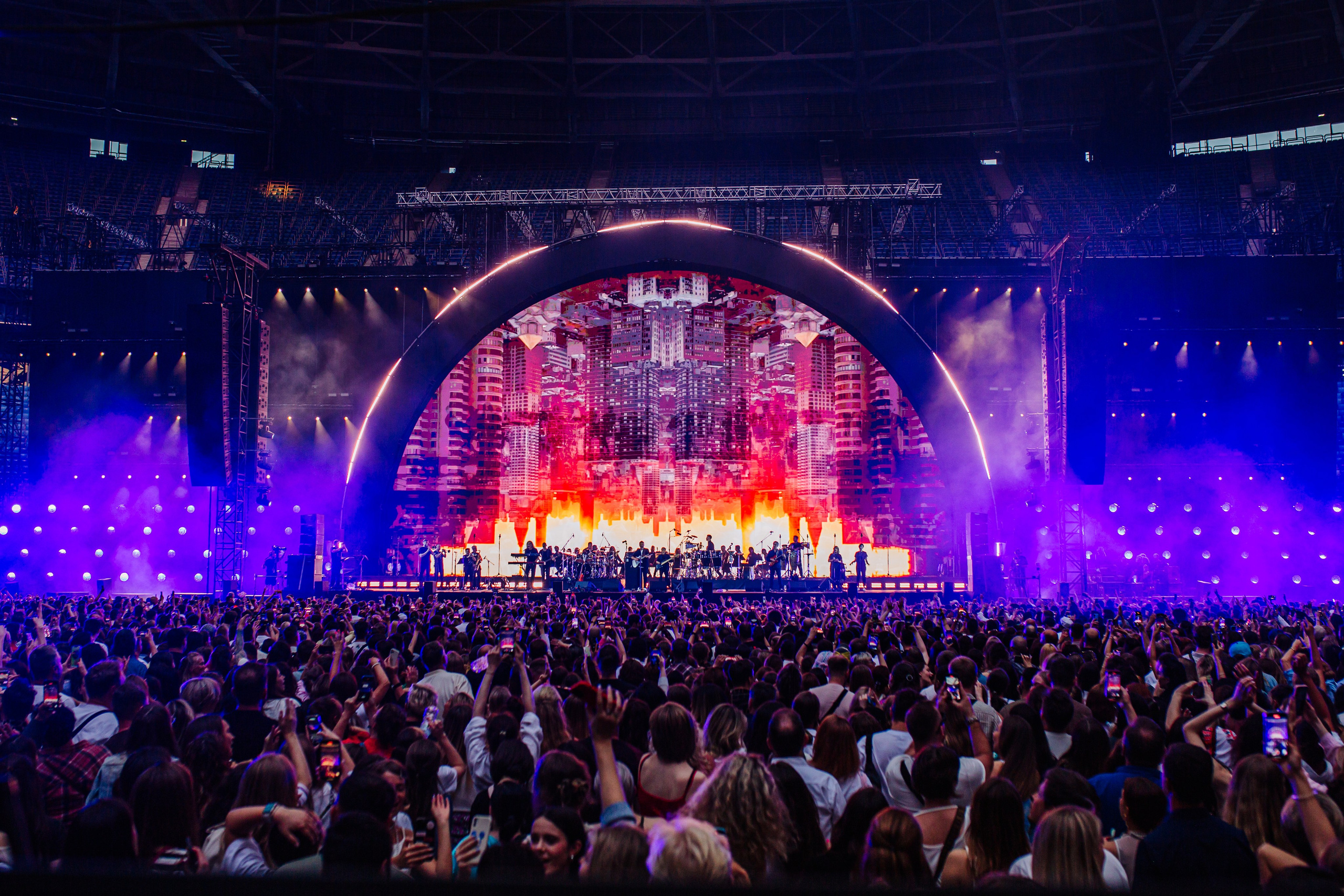 ЛЕОНИД АГУТИН / САНКТ-ПЕТЕРБУРГ / 2024. OOPS