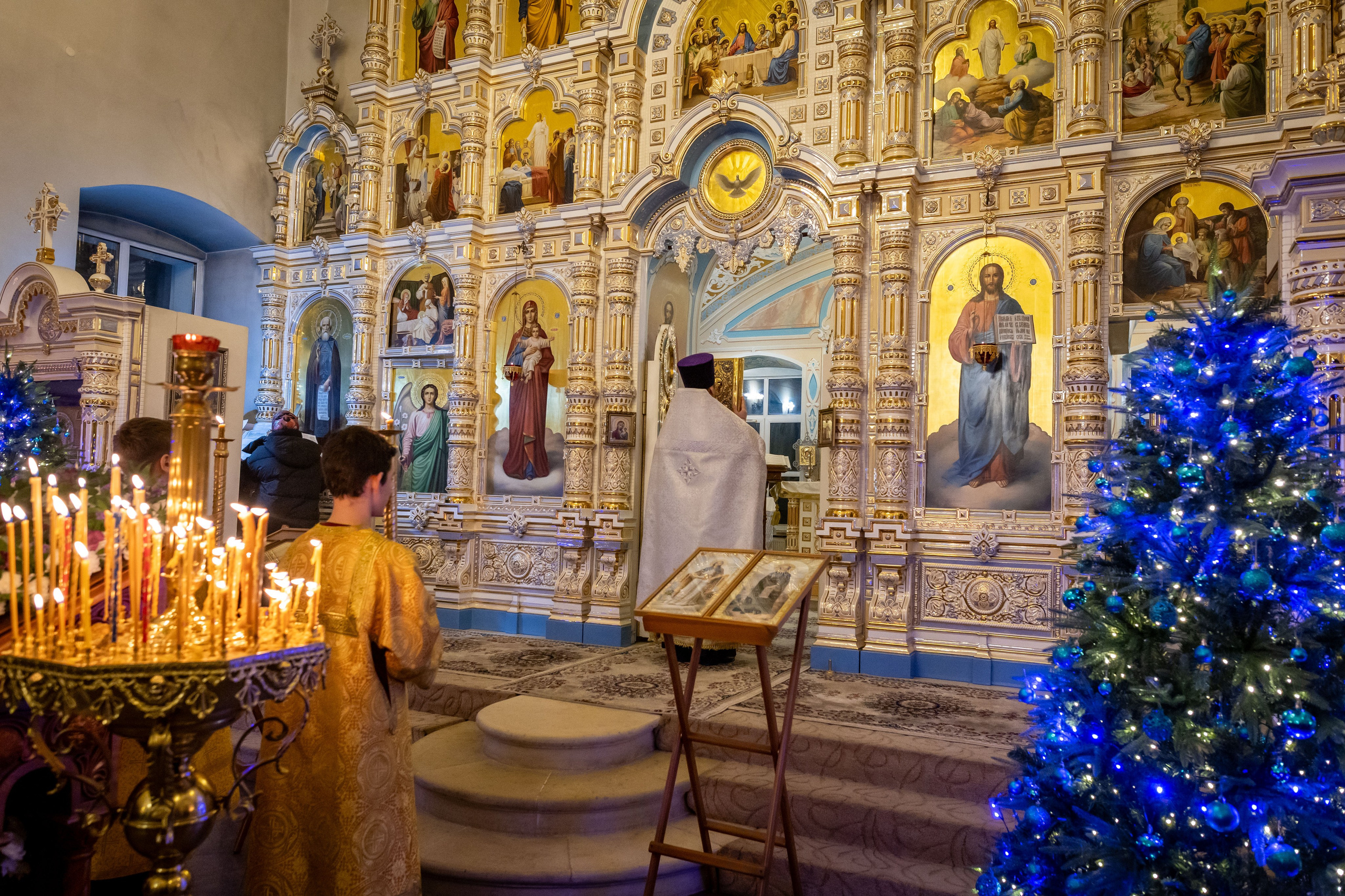 Рождество Владимирский храм с Красное. Семейный и детский фотограф Анна Петракова