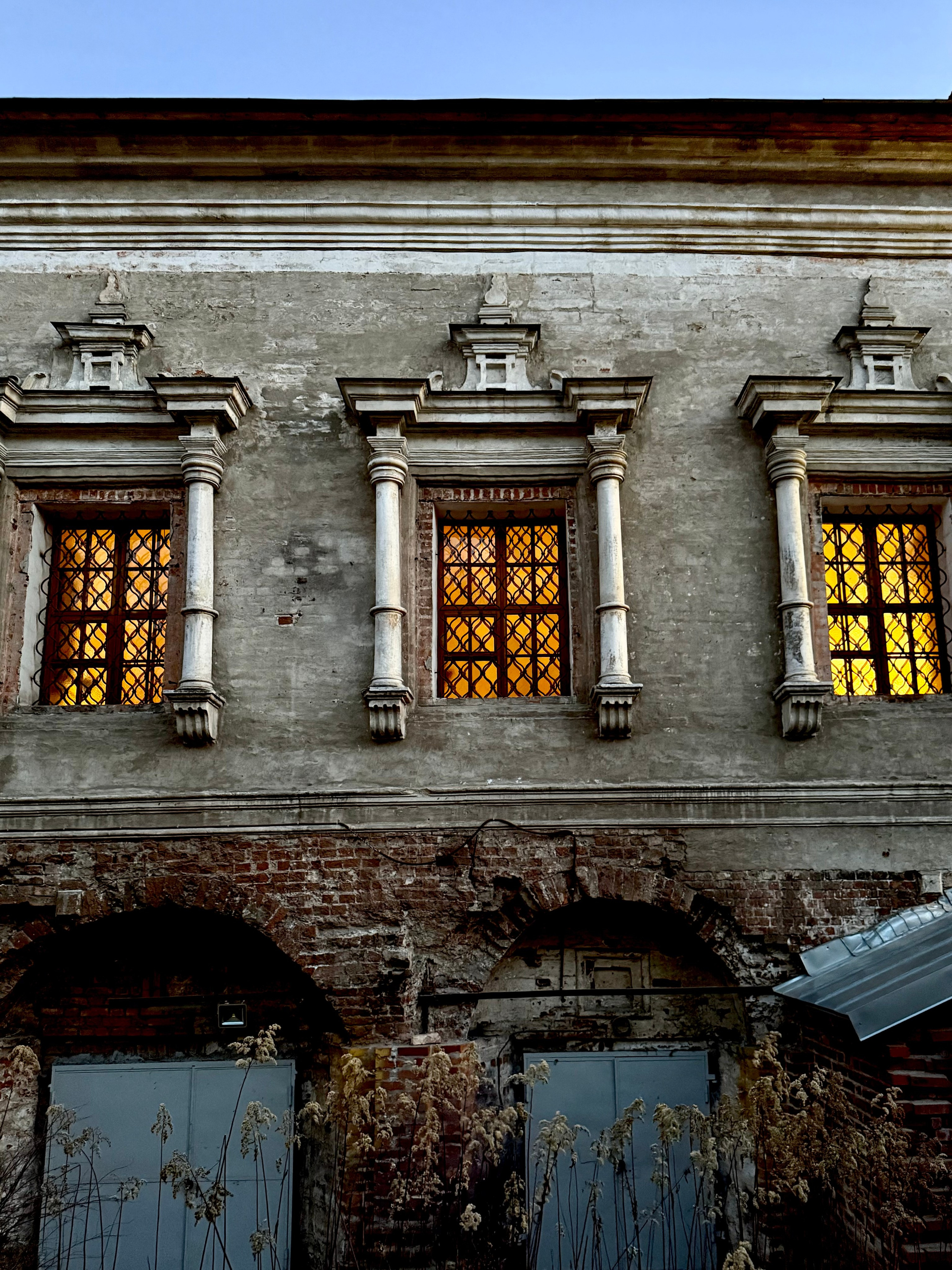 Храмы и здания. Фотограф и художник в Москве Евгения Нюнина