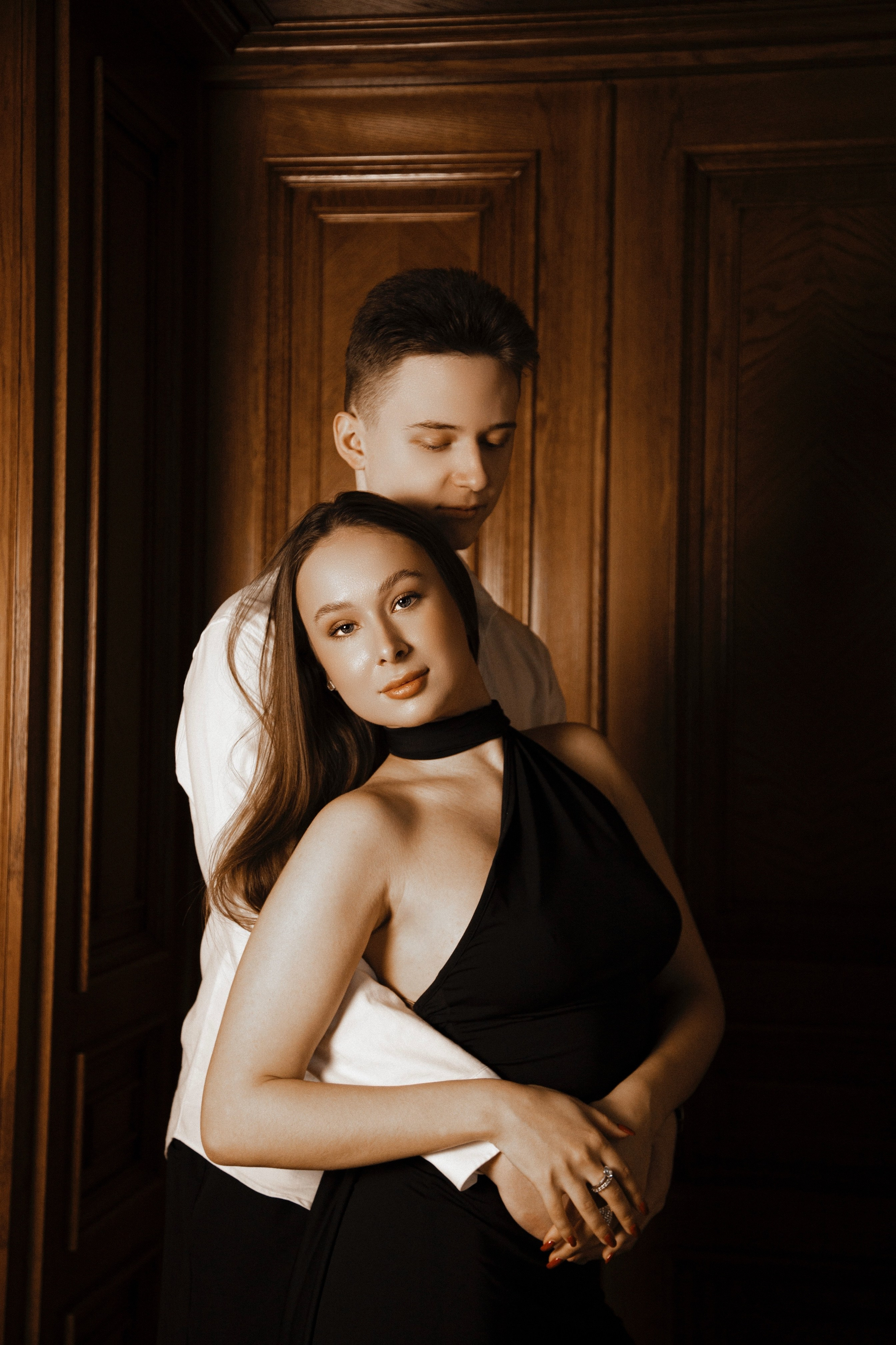 Лавстори: каминный зал