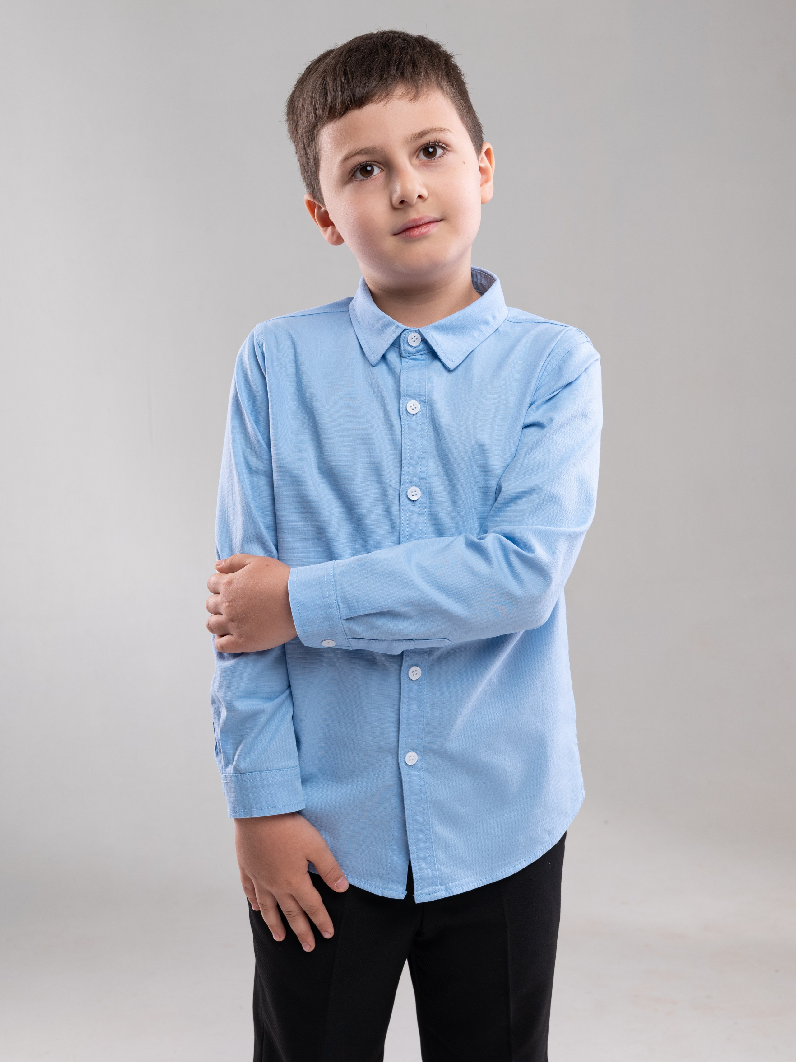 Рубашки на мальчиков. Предметный фотограф, фото для маркетплейсов Пятигорск, КМВ