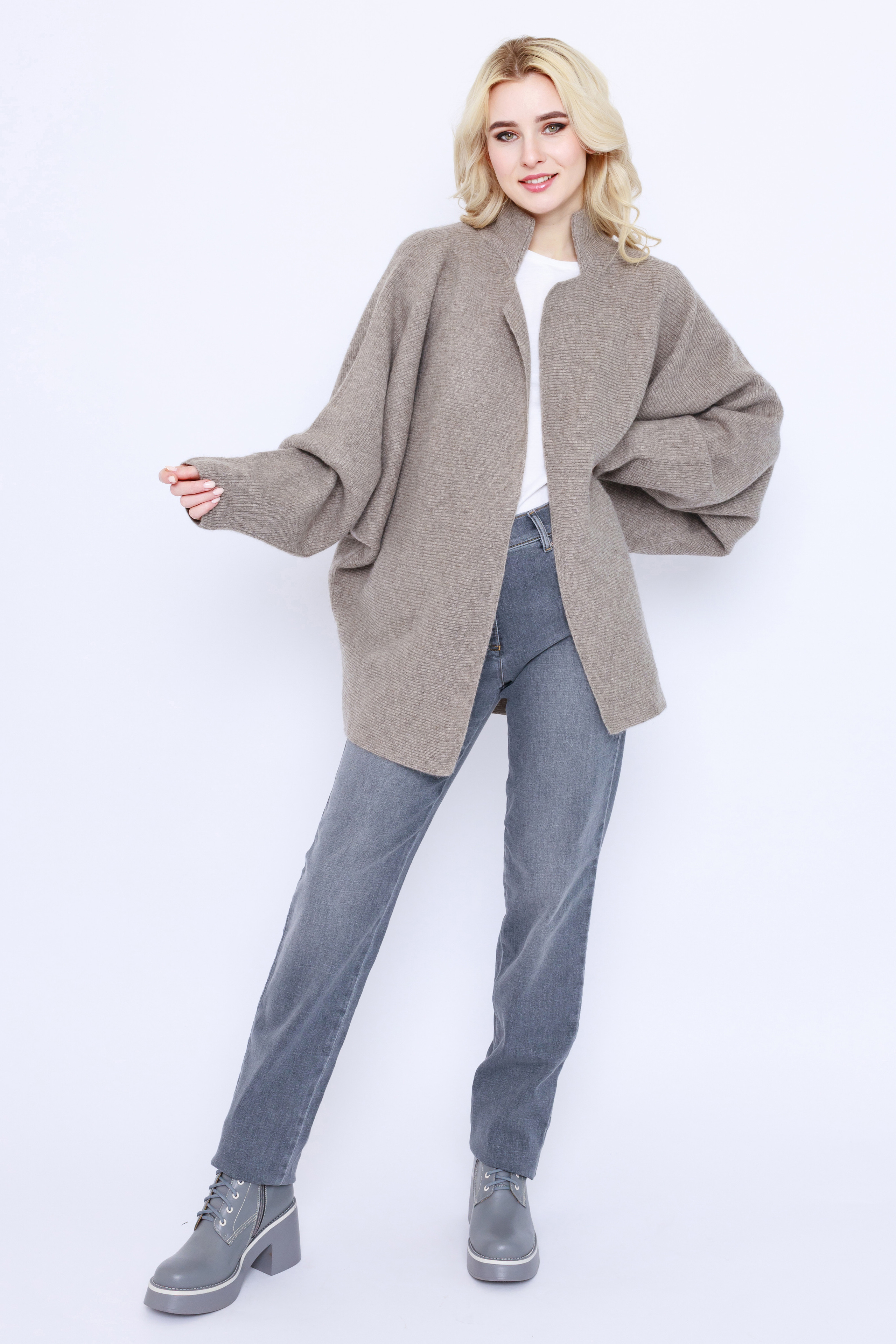 Съемка для KHAN Cashmere. Фотограф Виктория Плотницкая