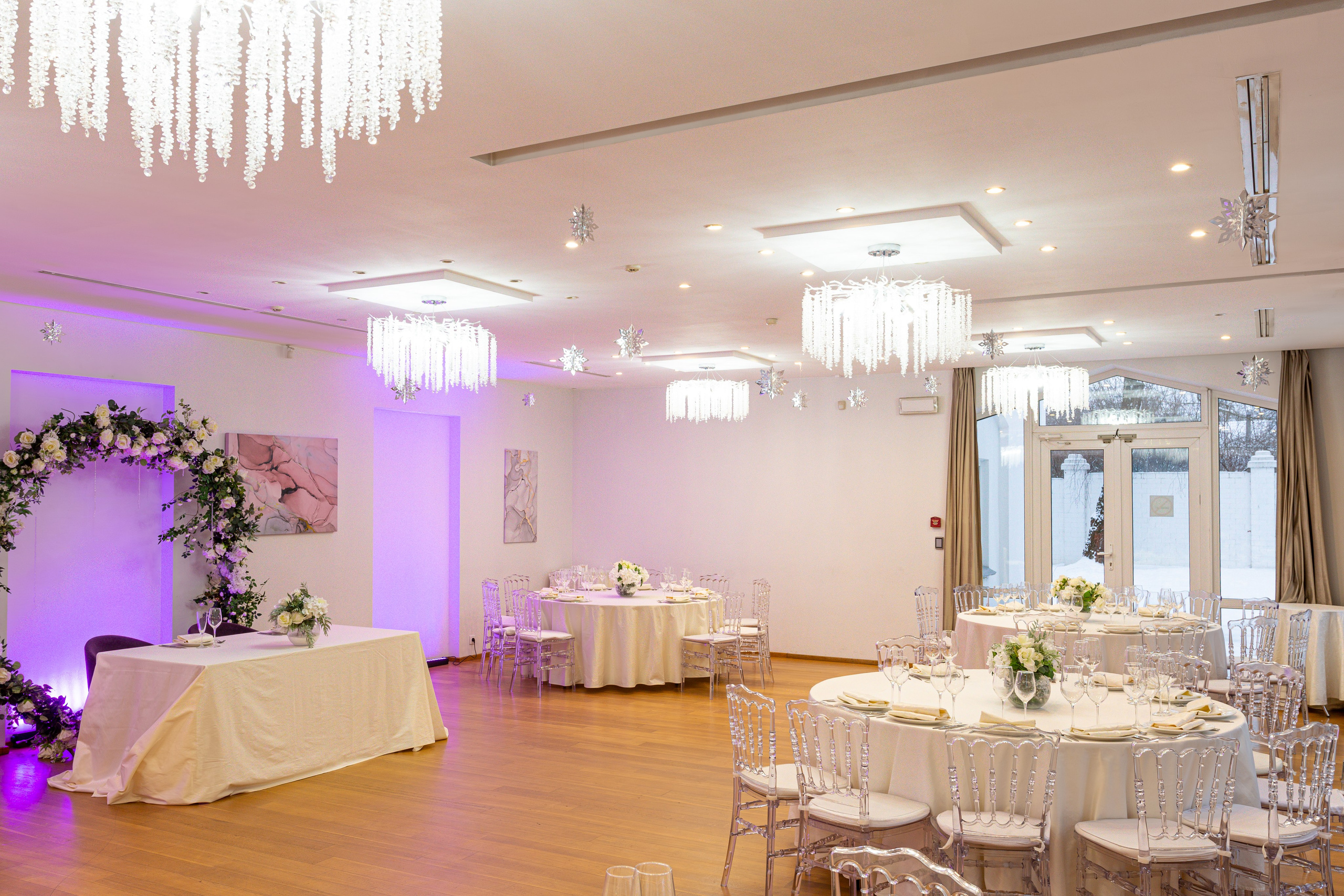 Площадка № 2-14. Свадебный организатор Москва