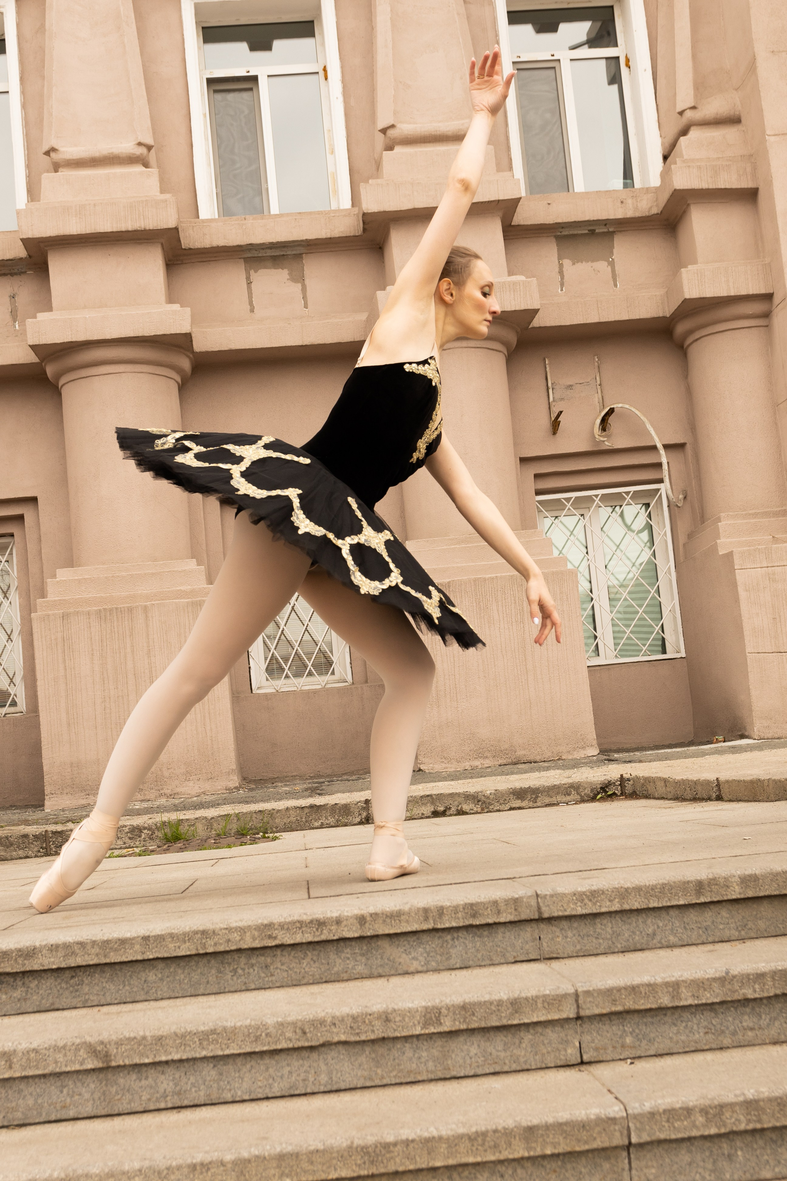Балерина в городе. Фотограф Владивосток