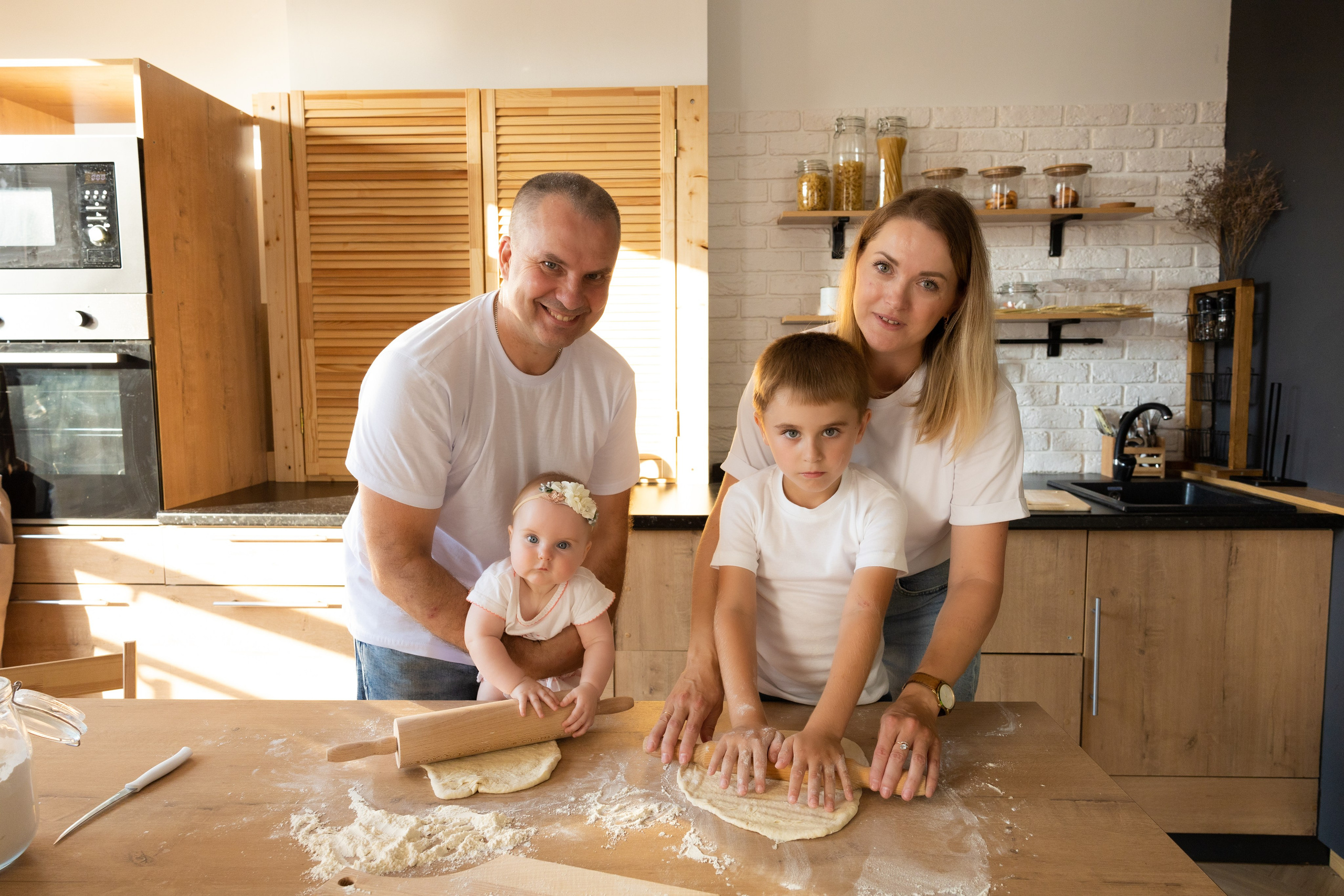 Pizza (Слава, Наташа, Макс и Ксюша. Август '23). Главная