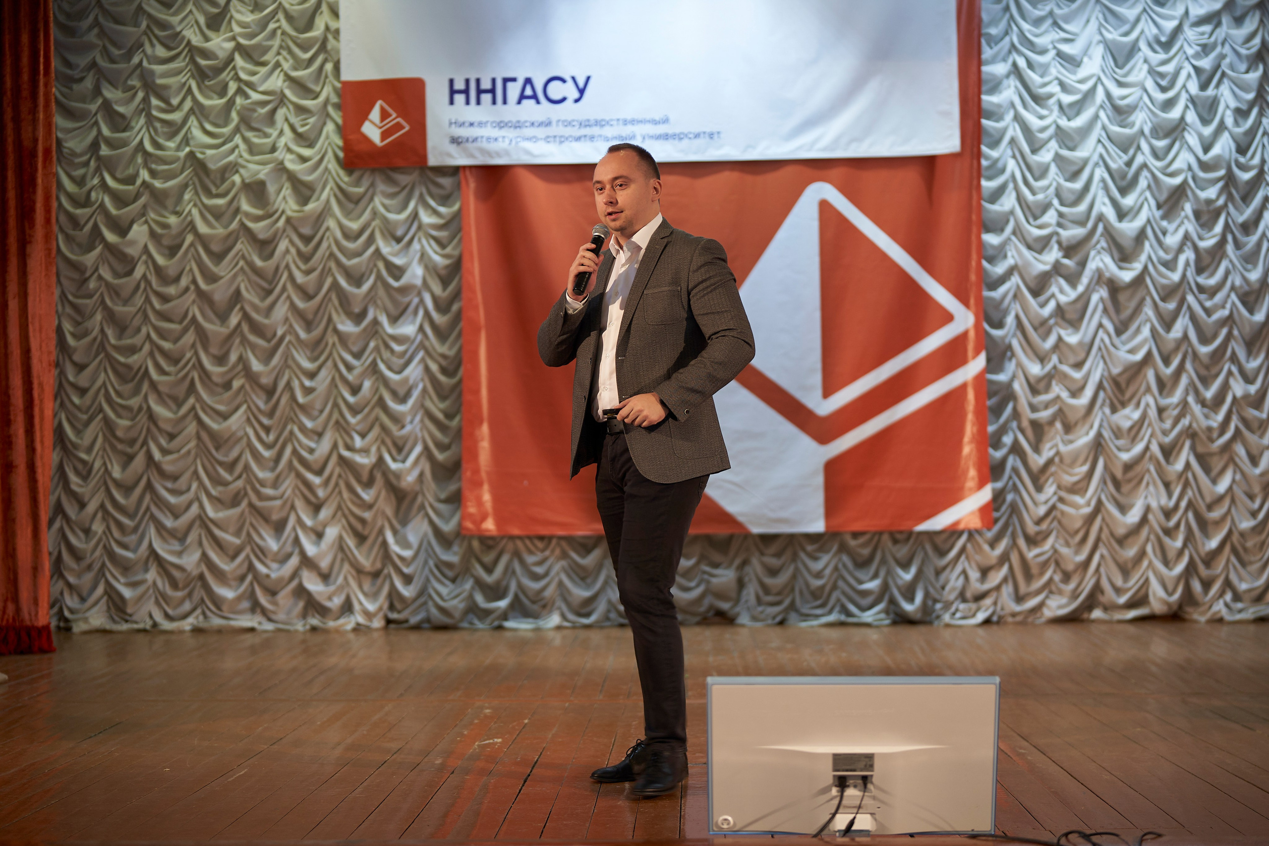 Нижегородский фестиваль науки 2025. Репортажный фотограф Вилянов Евгений. Нижний Новгород