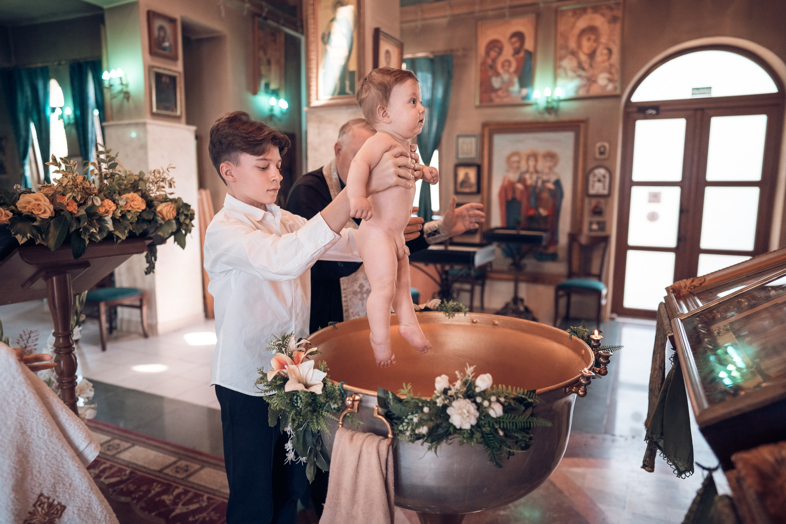 Крещение в храме Прп.Сергия Радонежского с. Орлиное. Церковный фотограф Севастополь