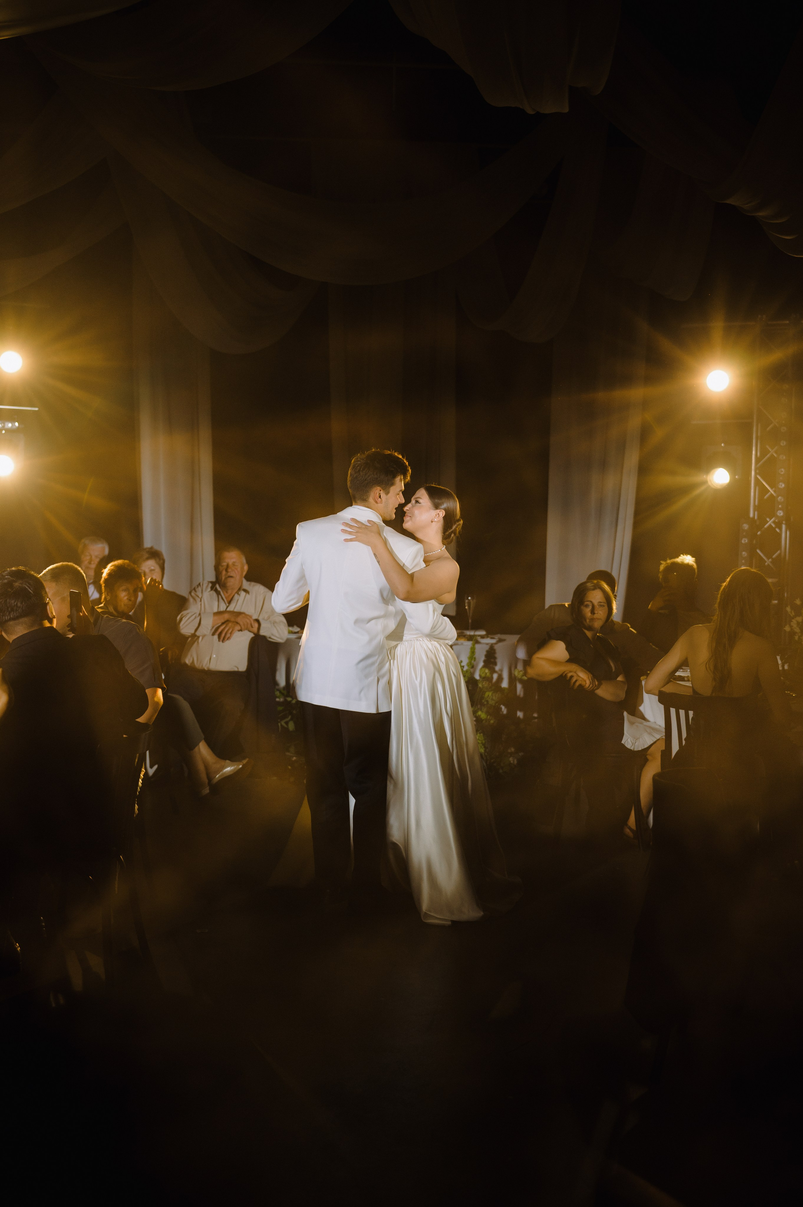 Свадебная фотосъемка в «Двор Стайки»