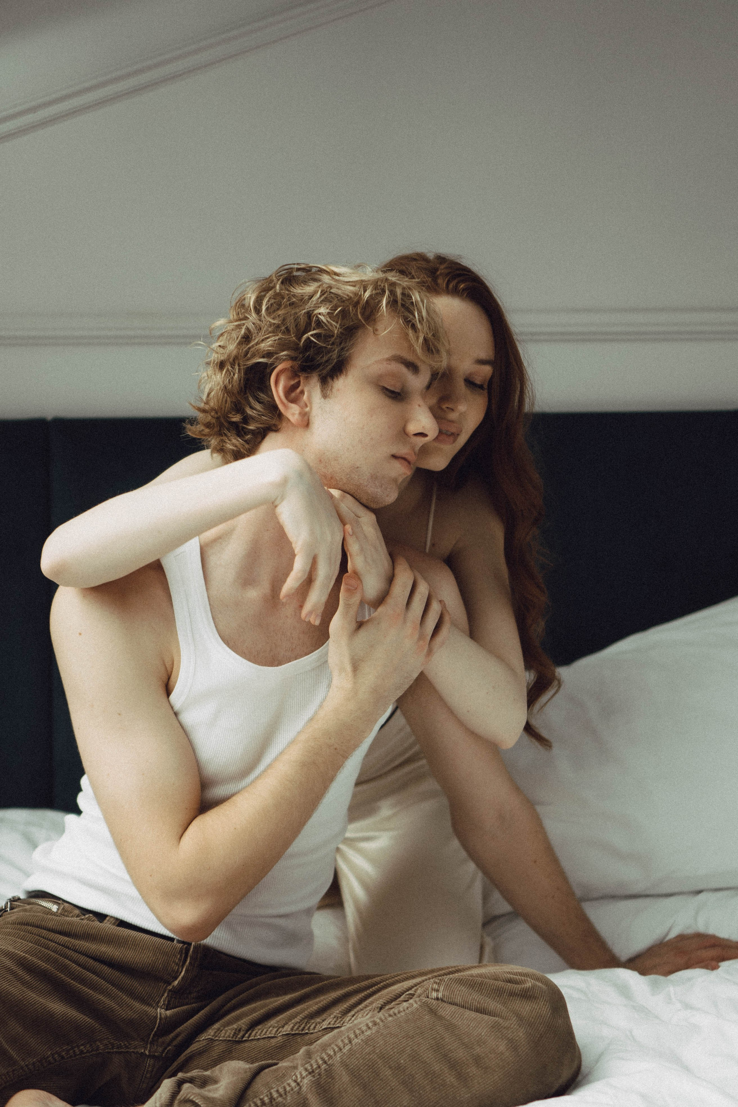 СВАДЕБНАЯ СЬЕМКА В ОТЕЛЕ. СБОРЫ ЖЕНИХА И НЕВЕСТЫ И ТАКЖЕ ТОР И ПОДГОТОВКА К ПРОГУЛКЕ. Профессиональный фотограф, Санкт-Петербург — Виктория Богомолова