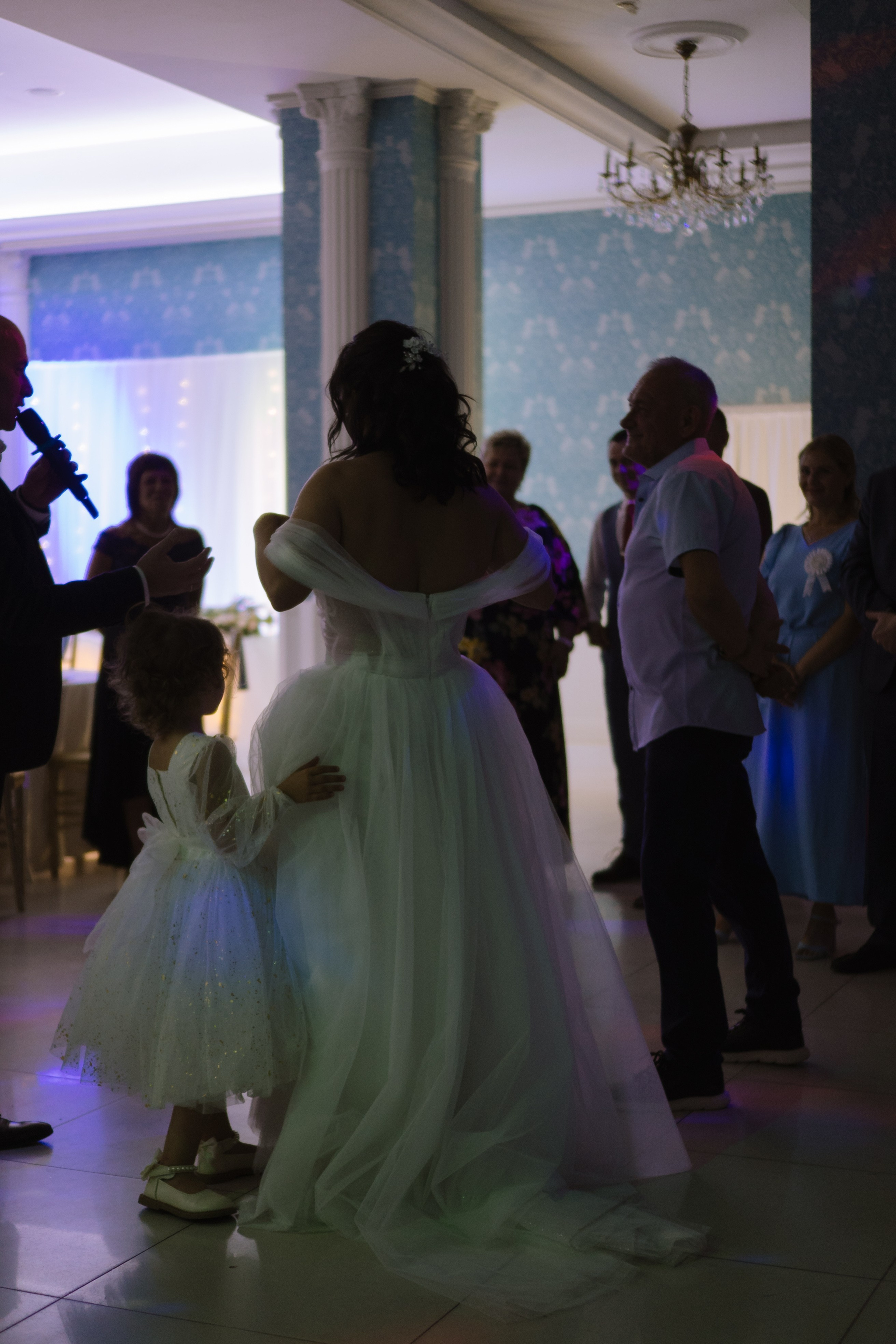 ТАНЕЦ ОТЦА И ДОЧЕРИ НА БАНКЕТЕ (СВАДЕБНАЯ ФОТОСЕСИИЯ БАНКЕТА). Профессиональный фотограф, Санкт-Петербург — Виктория Богомолова