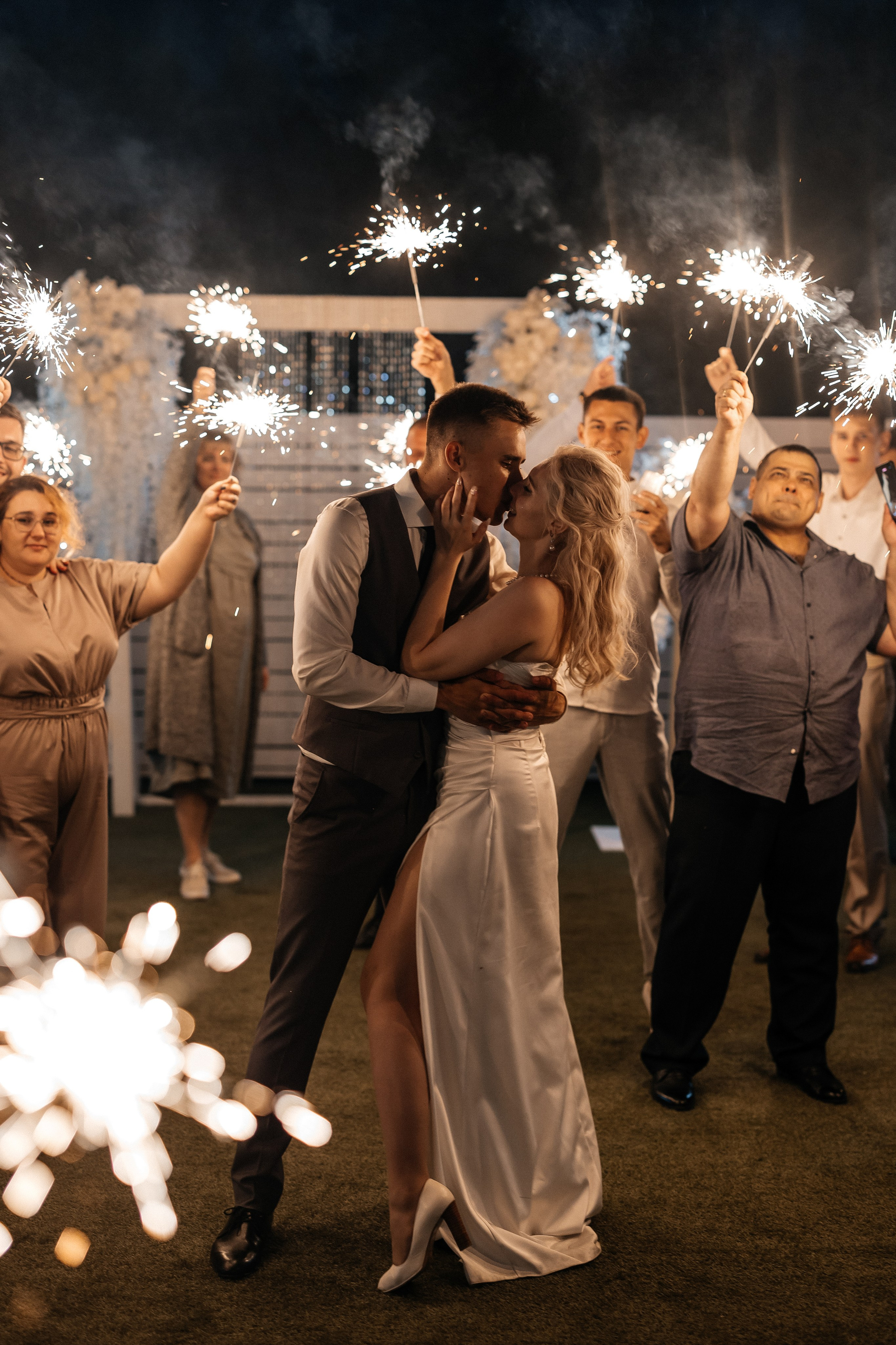 Николай & Анастасия | 10.08.24. Свадебный и семейный фотограф в Омске Евгения Хакимова