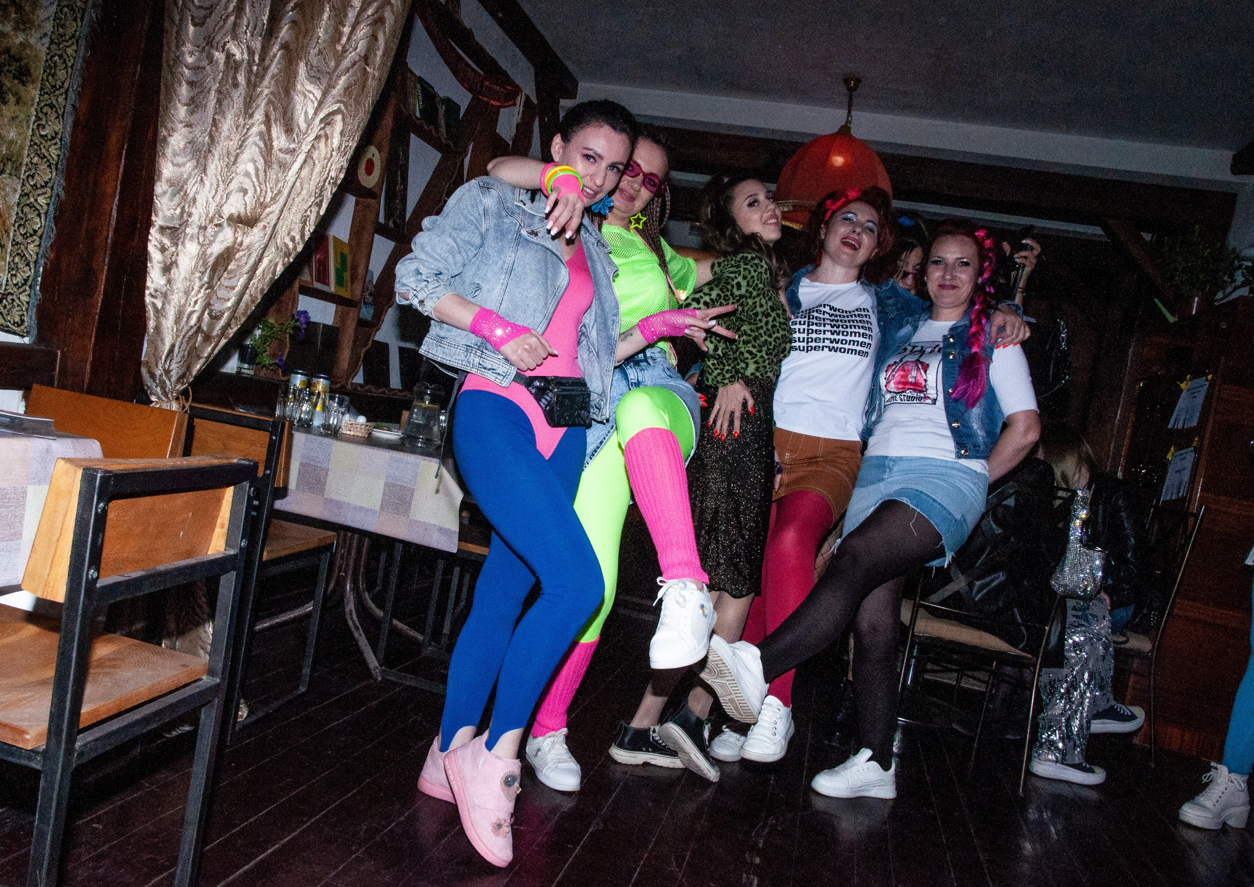 Вечеринка 90-тые. Фотограф Катя Щербина