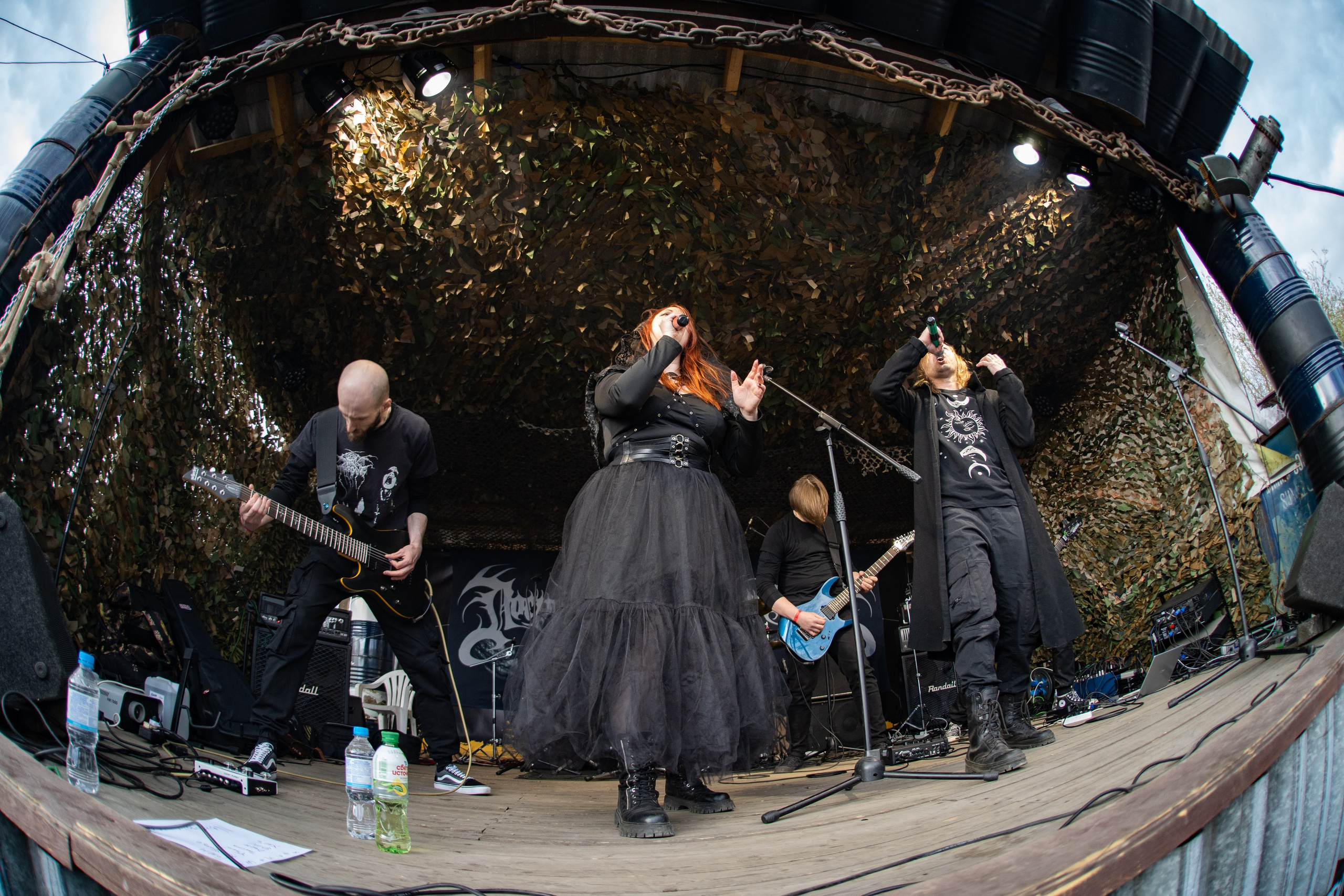 Фестиваль «ПОСРЕДИ КЛАДБИЩ И БОЛОТ»|Архангельск. Концертный и репортажный фотограф в Санкт-Петербурге Слава Пахомов