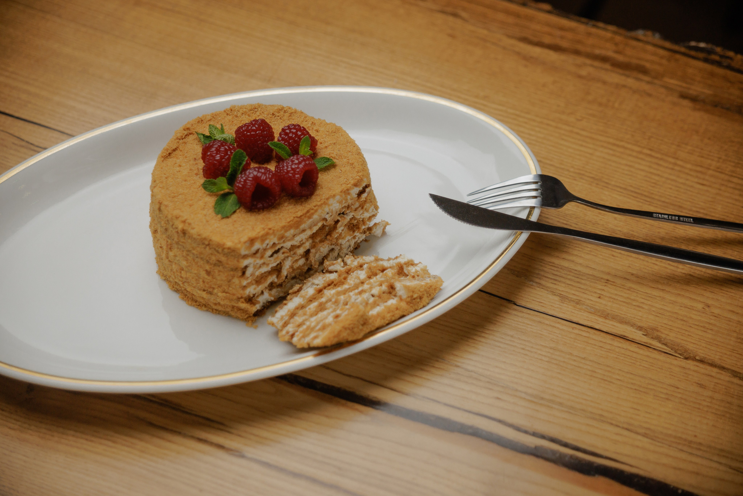 «Хрустящие страницы». Фото и видео контент за одну съемку — Веретенников Егор