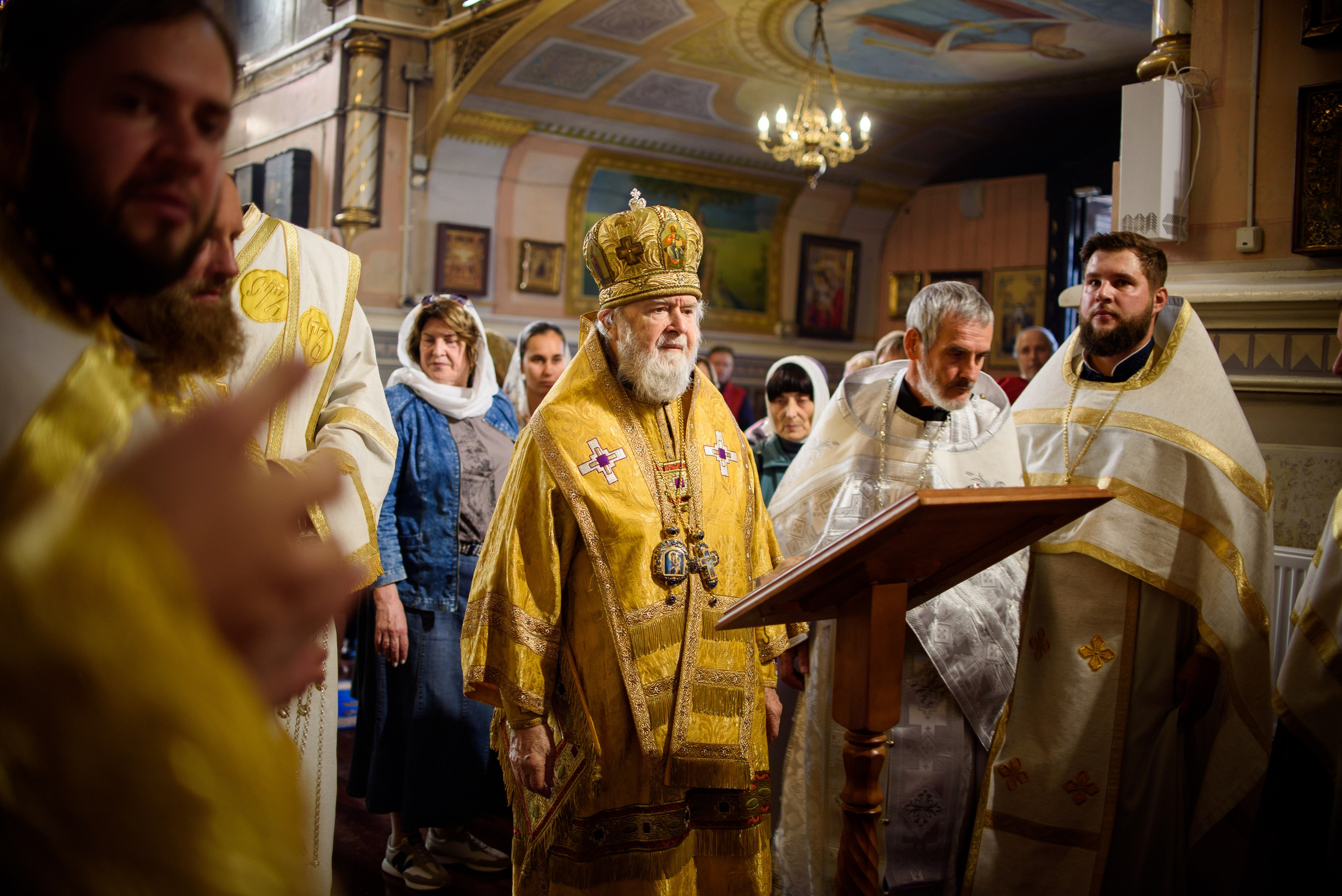 Воскресная литургия 29.10.2023. Семейный и свадебный фотограф в Феодосии и Коктебеле