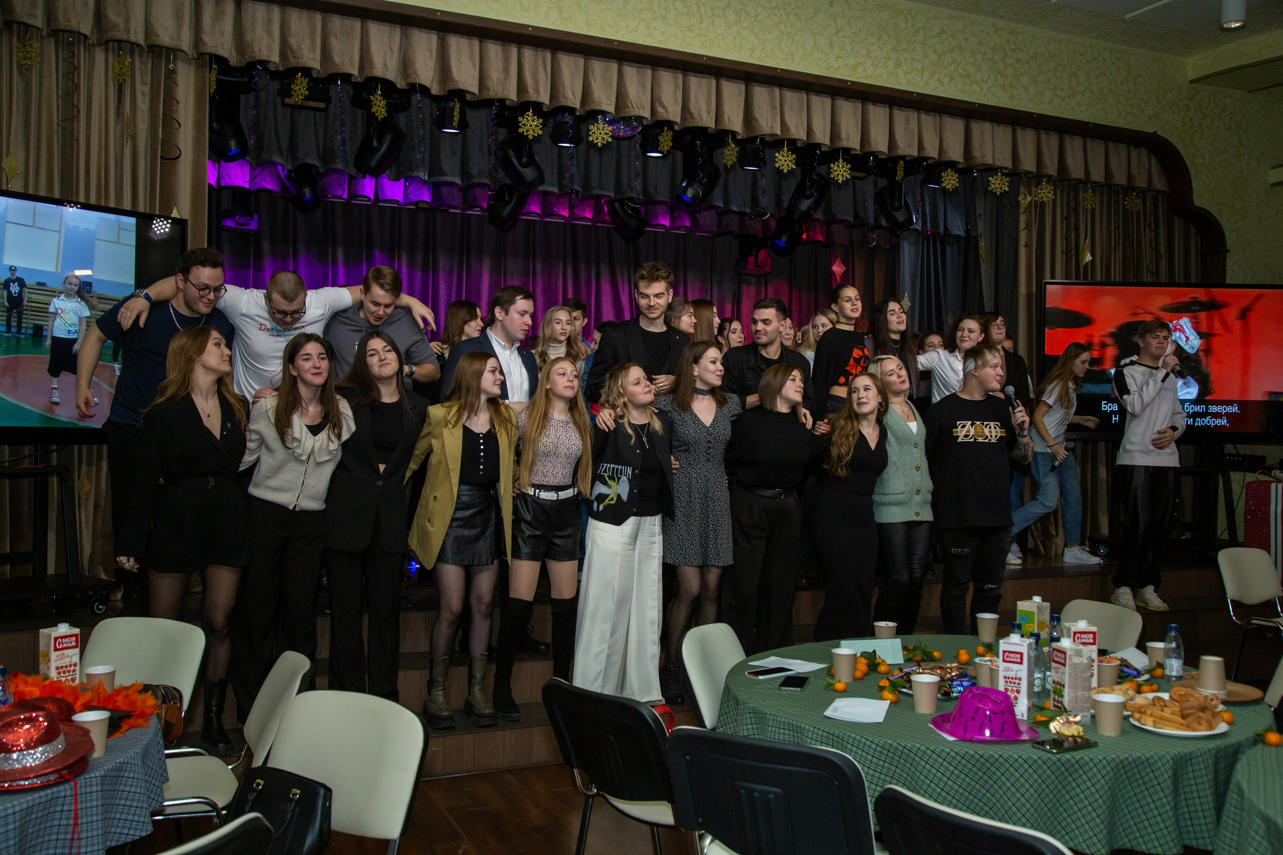 Репортажная съёмка для Домисольки на новый год. «Студия DRONAVT`s» — видеосъёмка и фотография г. Москва