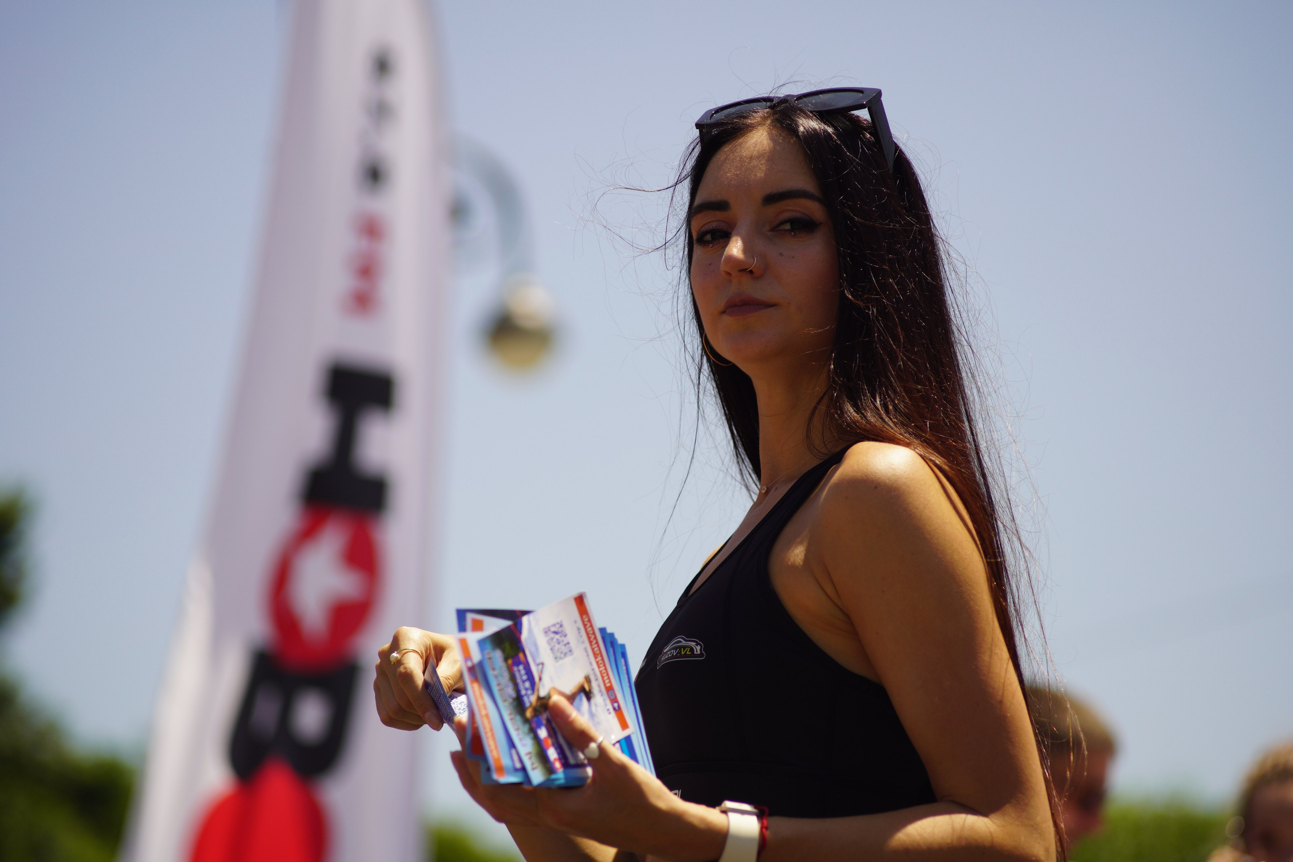 брюнетка красотка