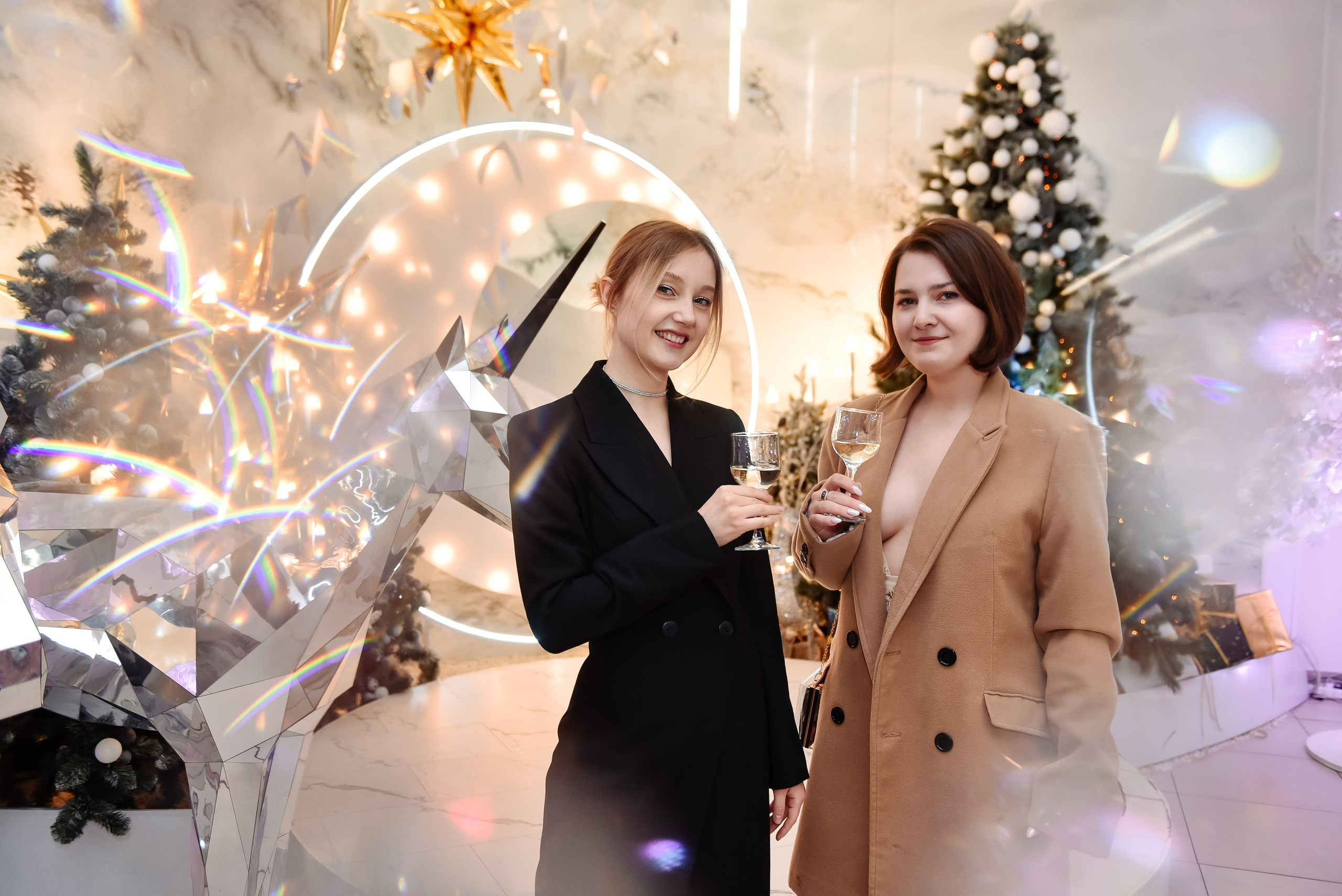 Новогодний корпоратив в ресторане Nebesa. Анастасия Петрович фотограф, фотокорреспондент в Москве и Санкт-Петербурге. Фотосъёмка репортажа, мероприятия, корпоративная съёмка, контент