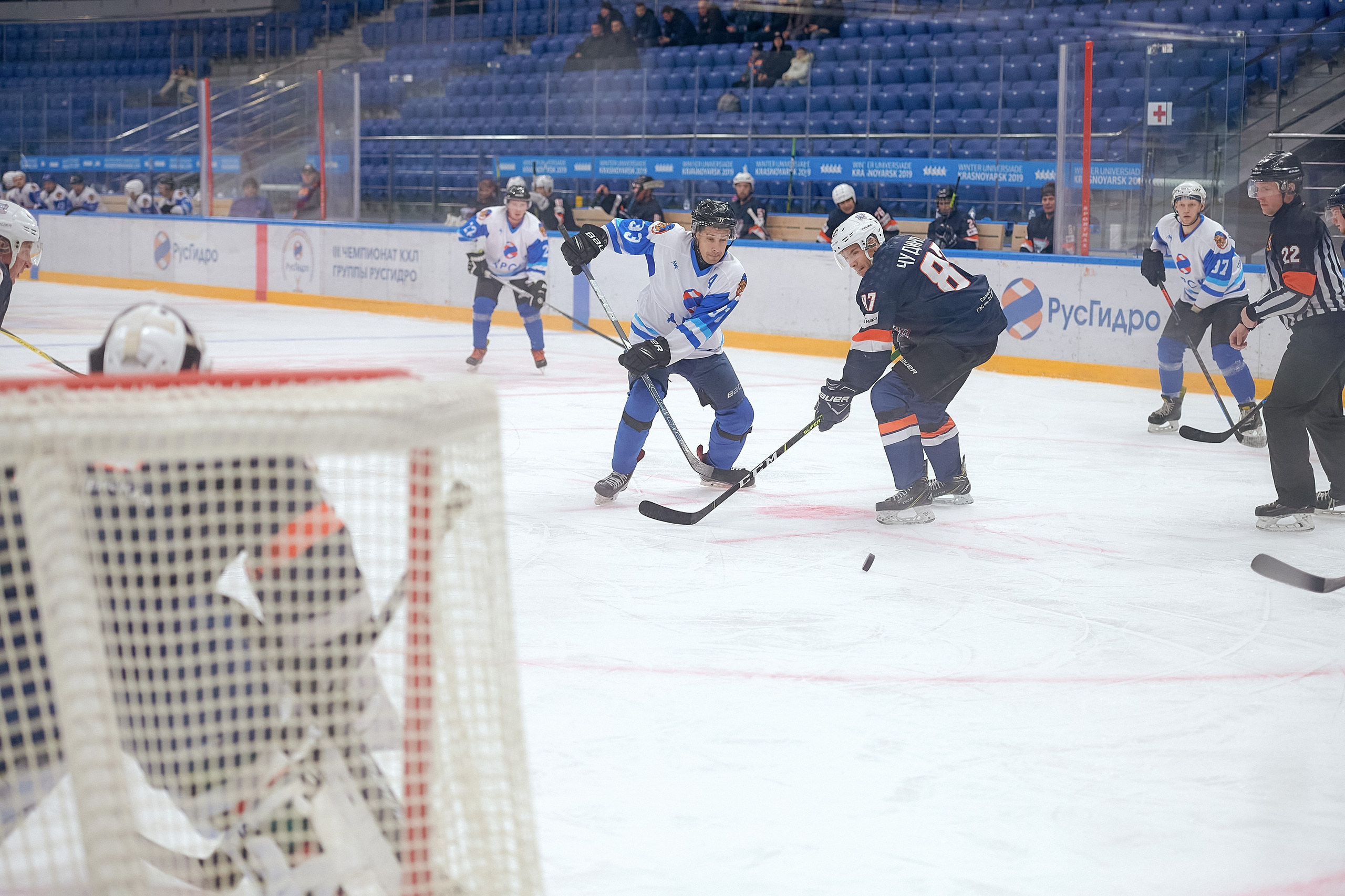 Портфолио репортажной фотосъёмки: Кристалл арена — Хоккей — РусГидро. Фотограф Яковлев Роман — Красноярск
