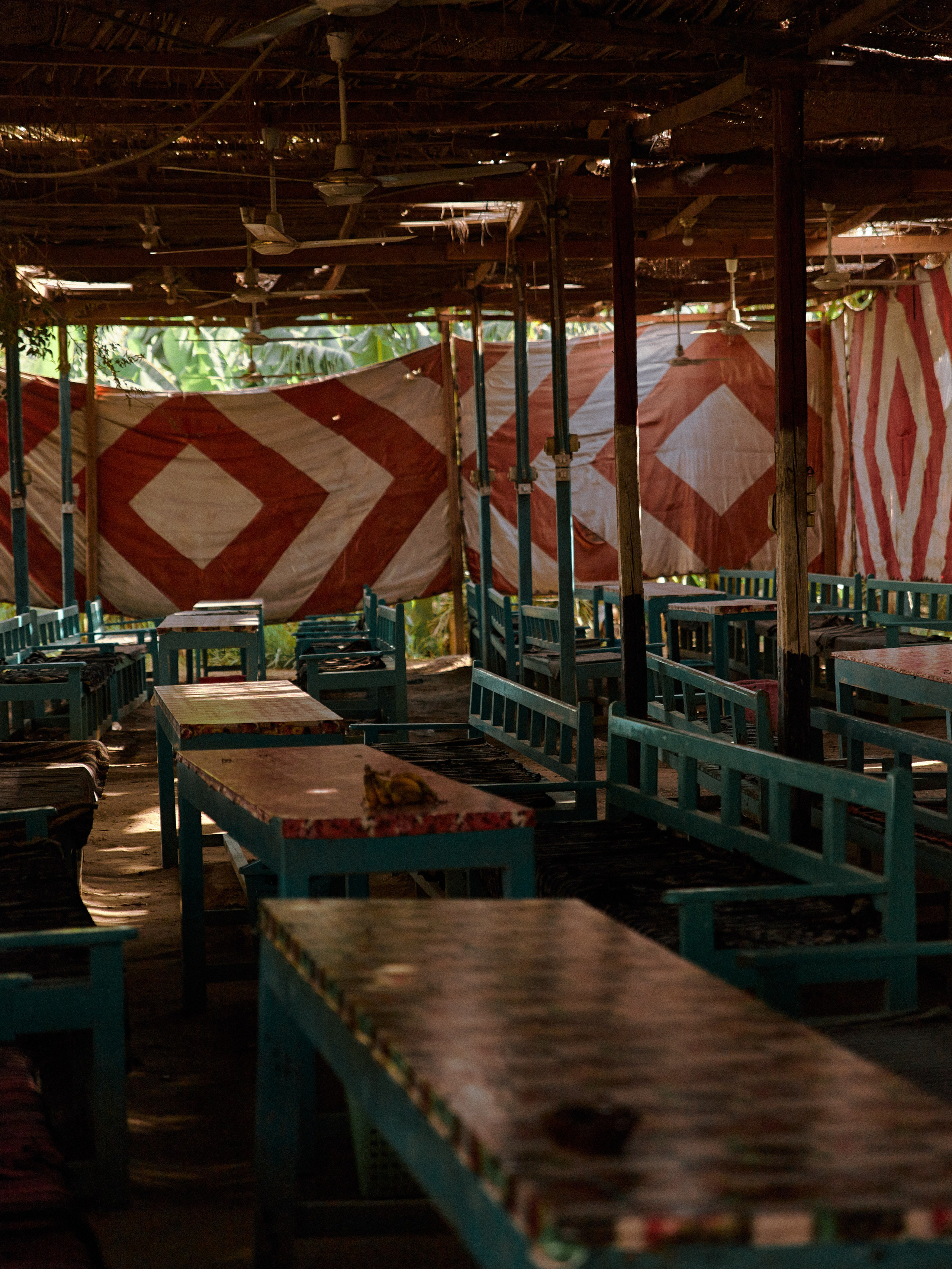 Под крышей. Jorgis — фотограф в Хургаде / обучение фотографии