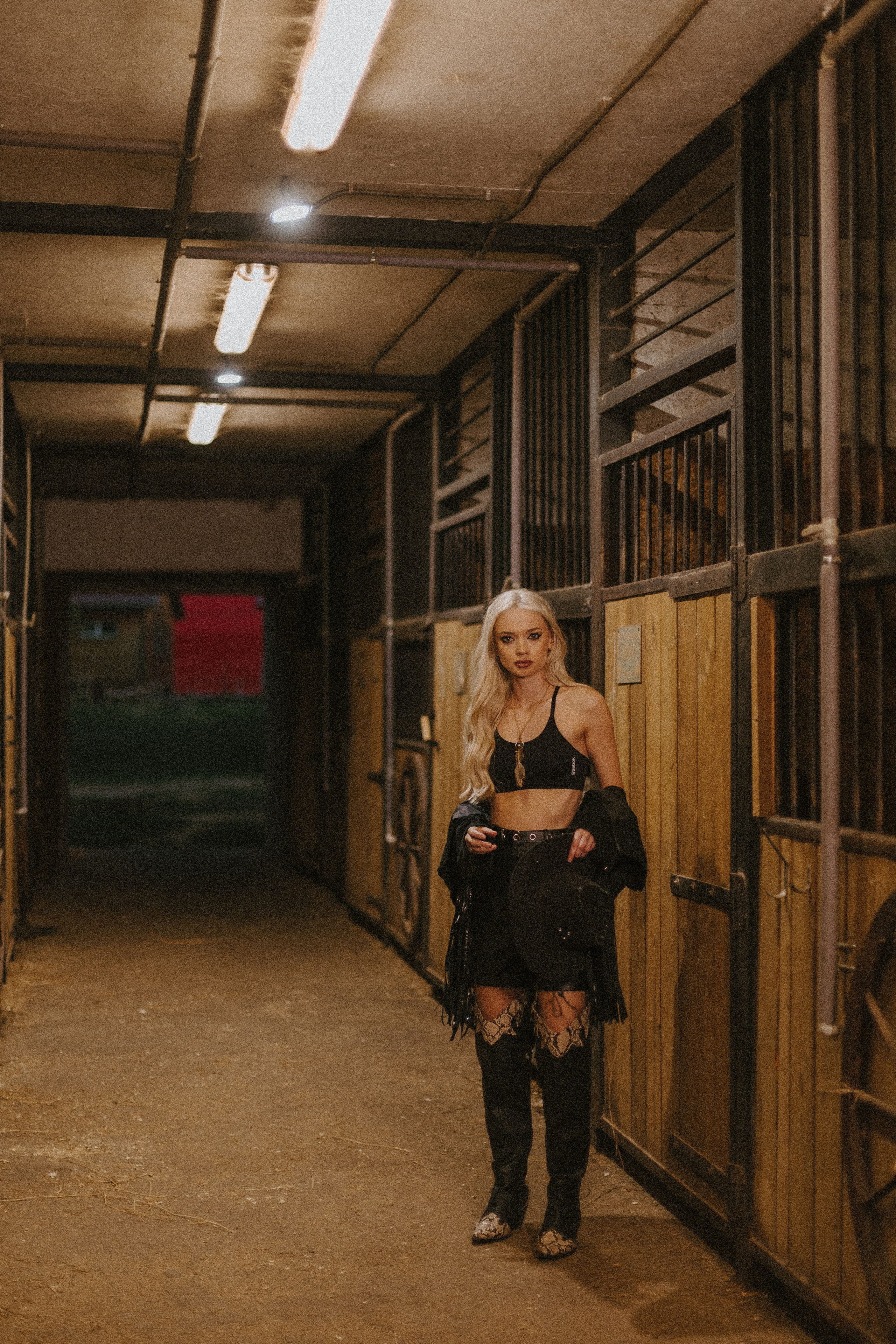 Надя «Вестерн». Павел Померанцев