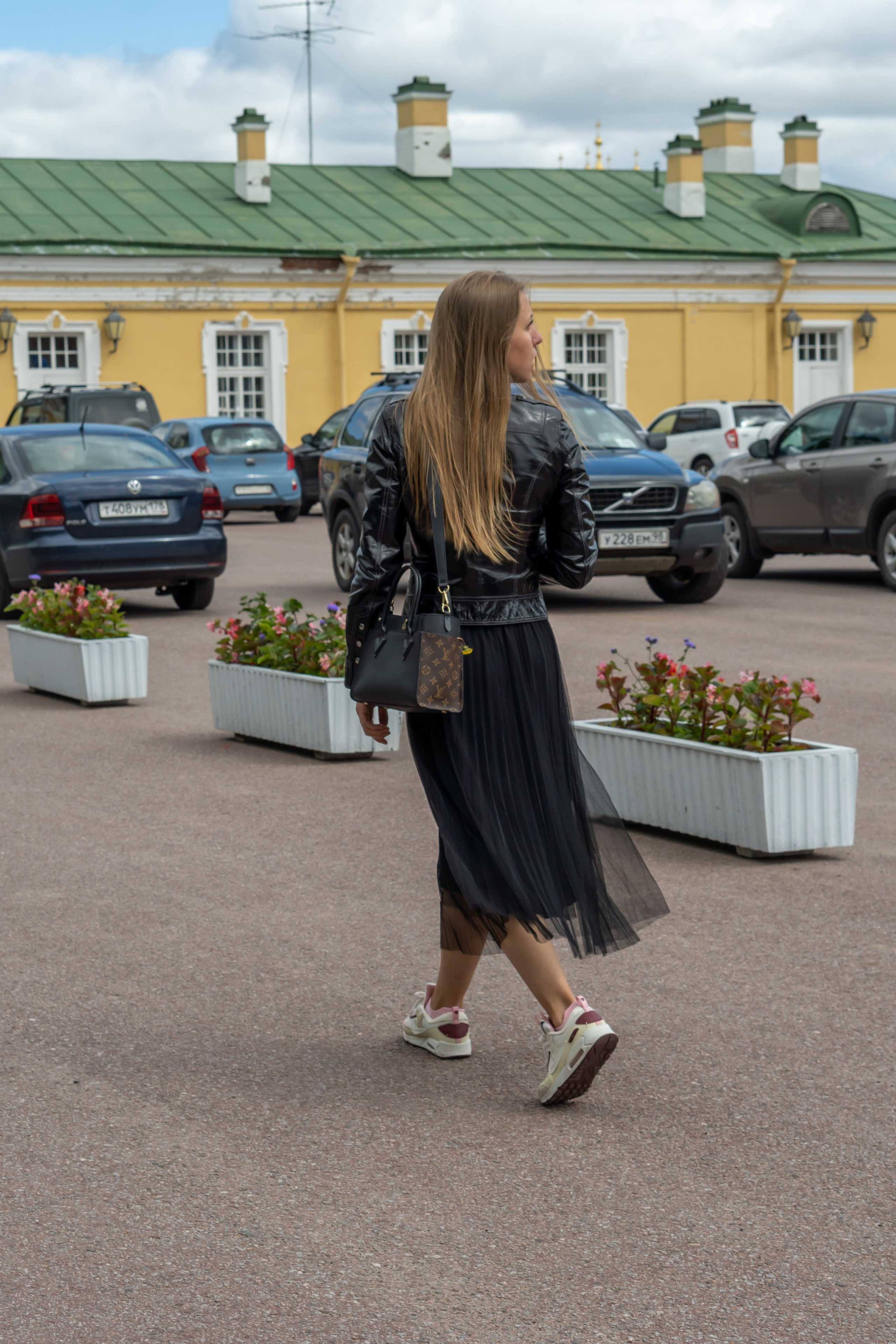 Прогулка в Александровском парке. ФОТОГРАФ РАДОСТИ Фотосессия в студии СПб. Портретный фотограф — Юрий Торлопов