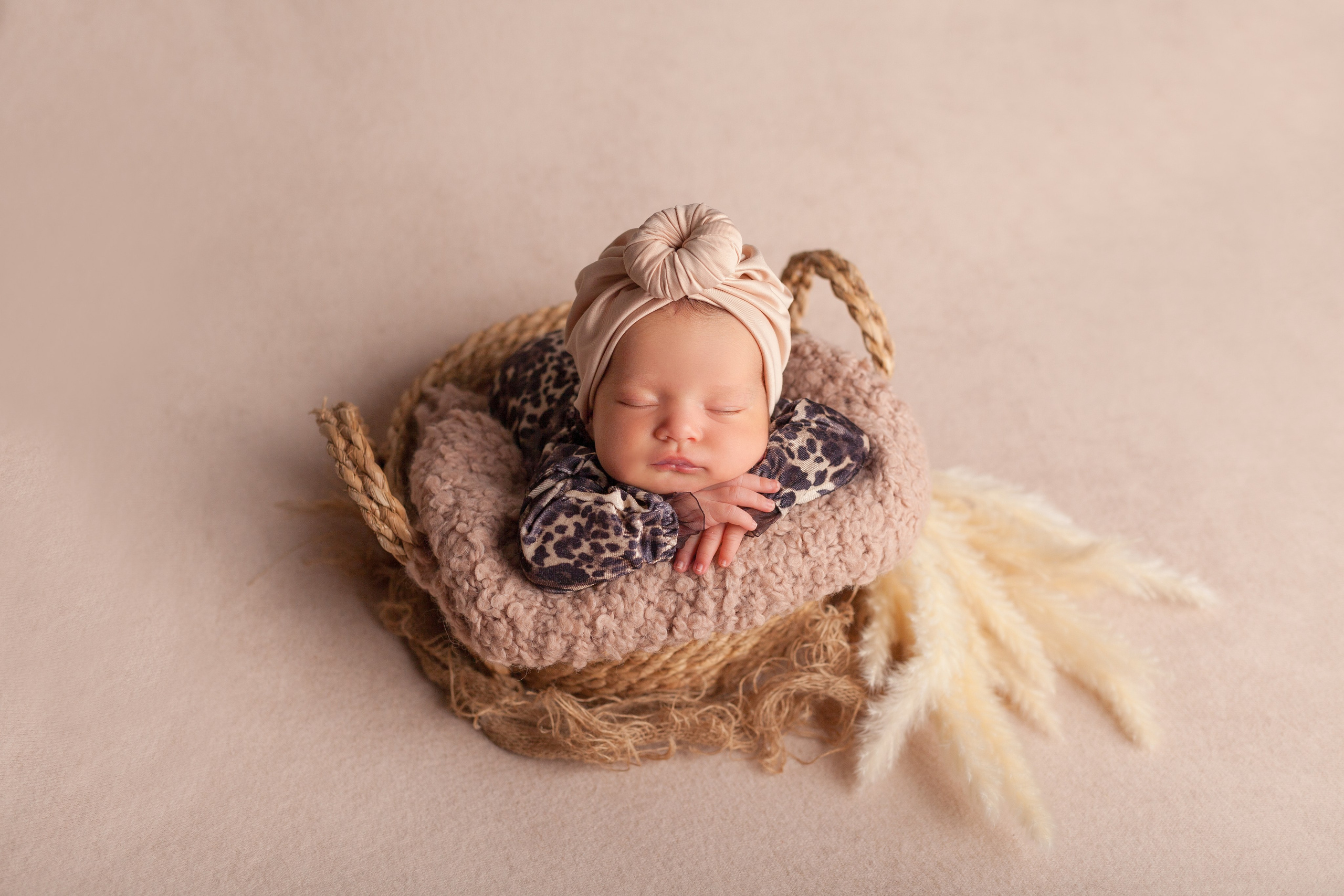 Newborn. Фотограф новорождённых в Самаре